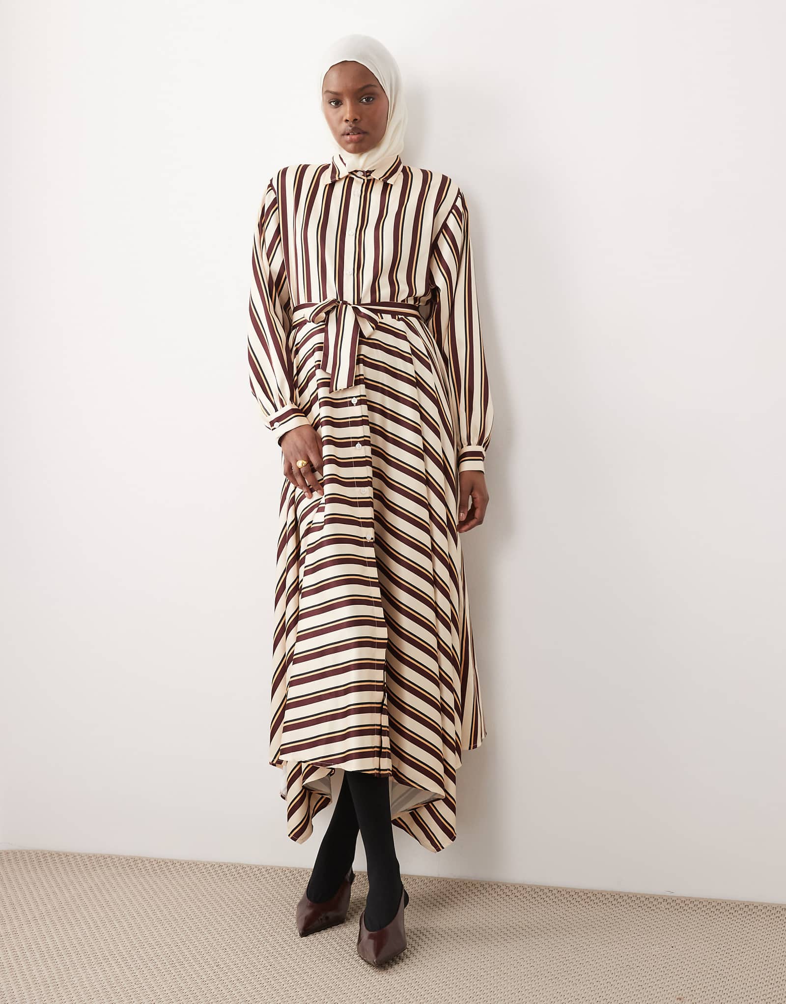 IYAL satin stripe tie waist maxi shirt dress in brown multi multi 26890₽