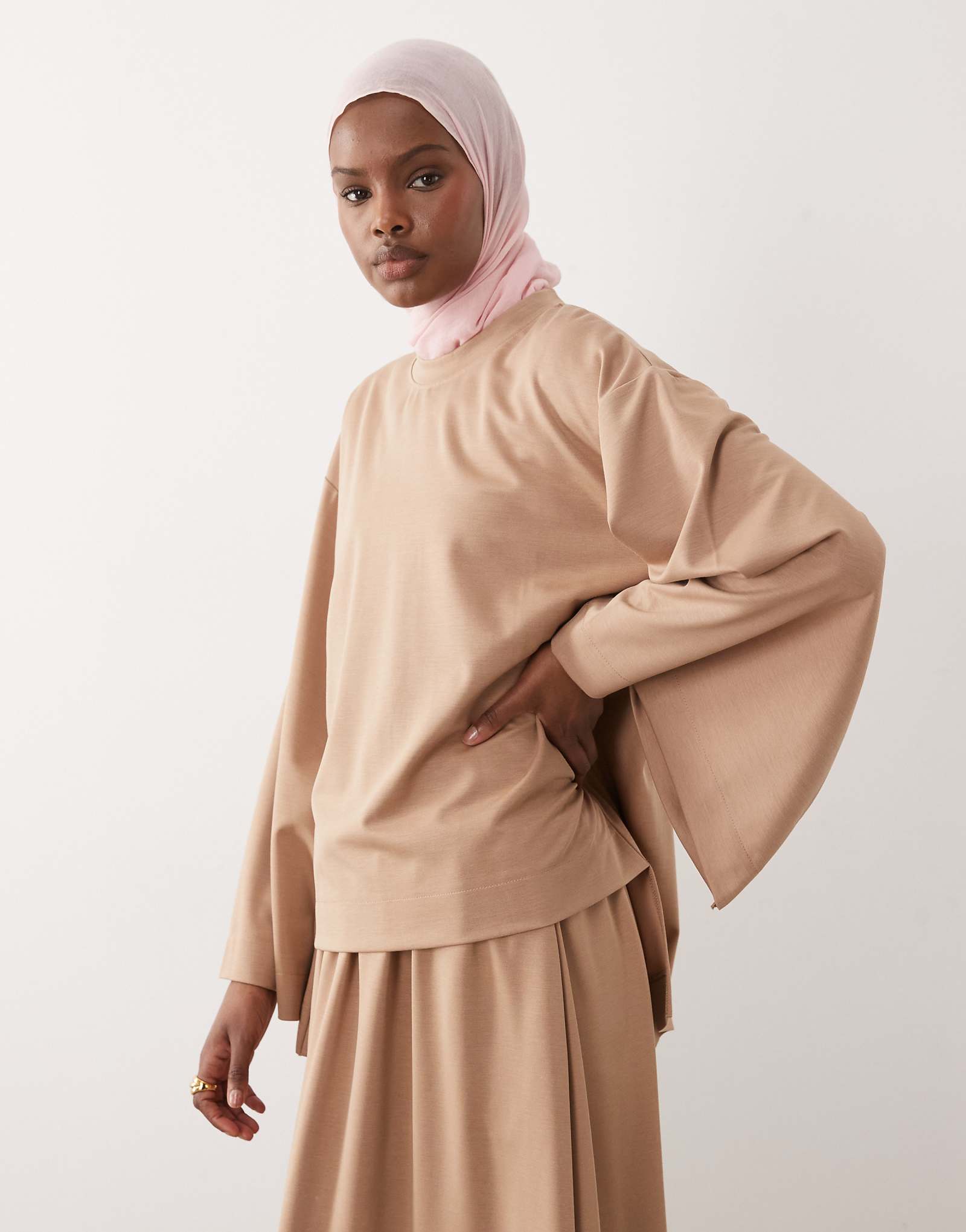 IYAL luxe wide sleeve top in camel - part of a set camel 15090₽