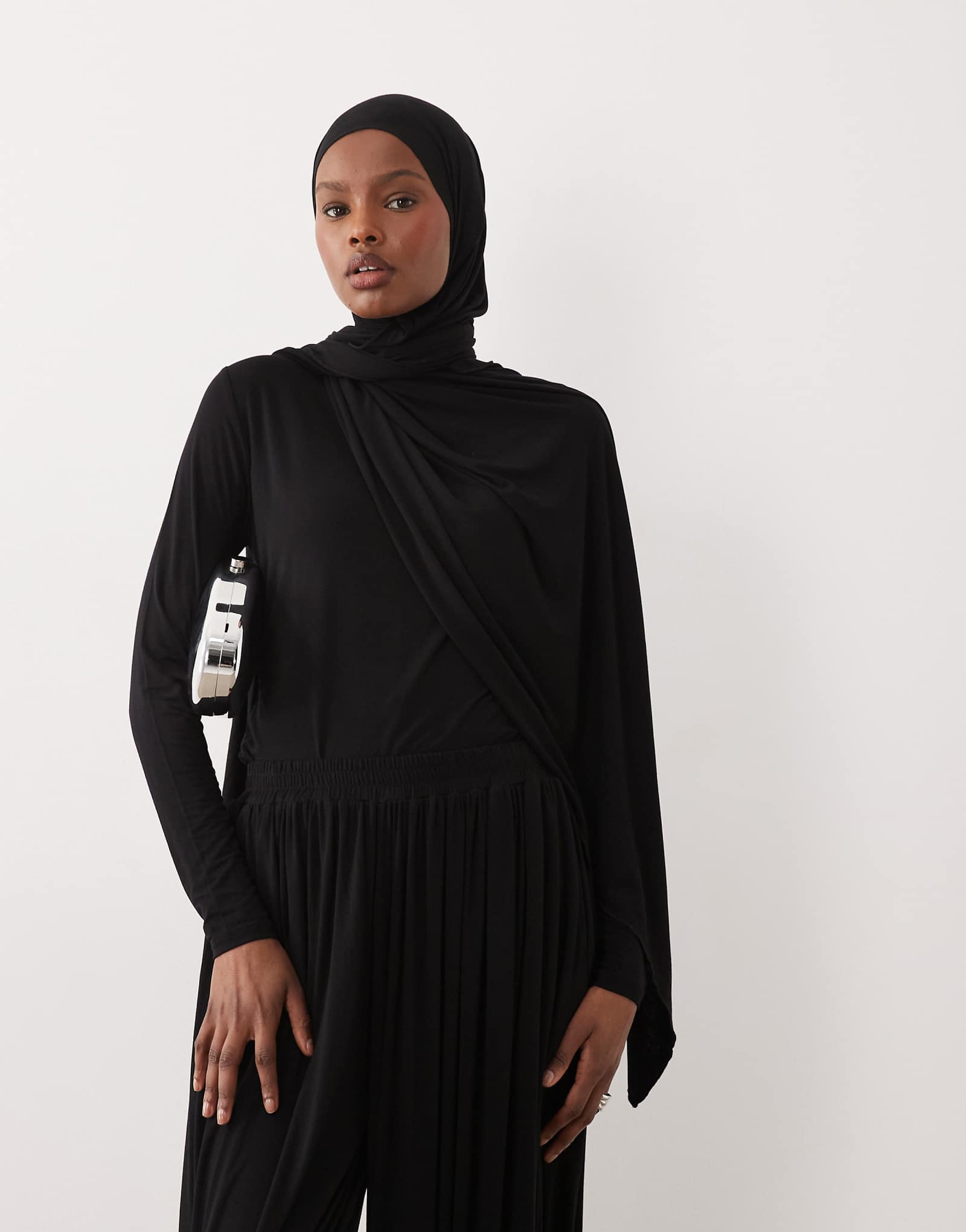 IYAL bamboo long sleeve wrap cape detail top in black black 11790₽