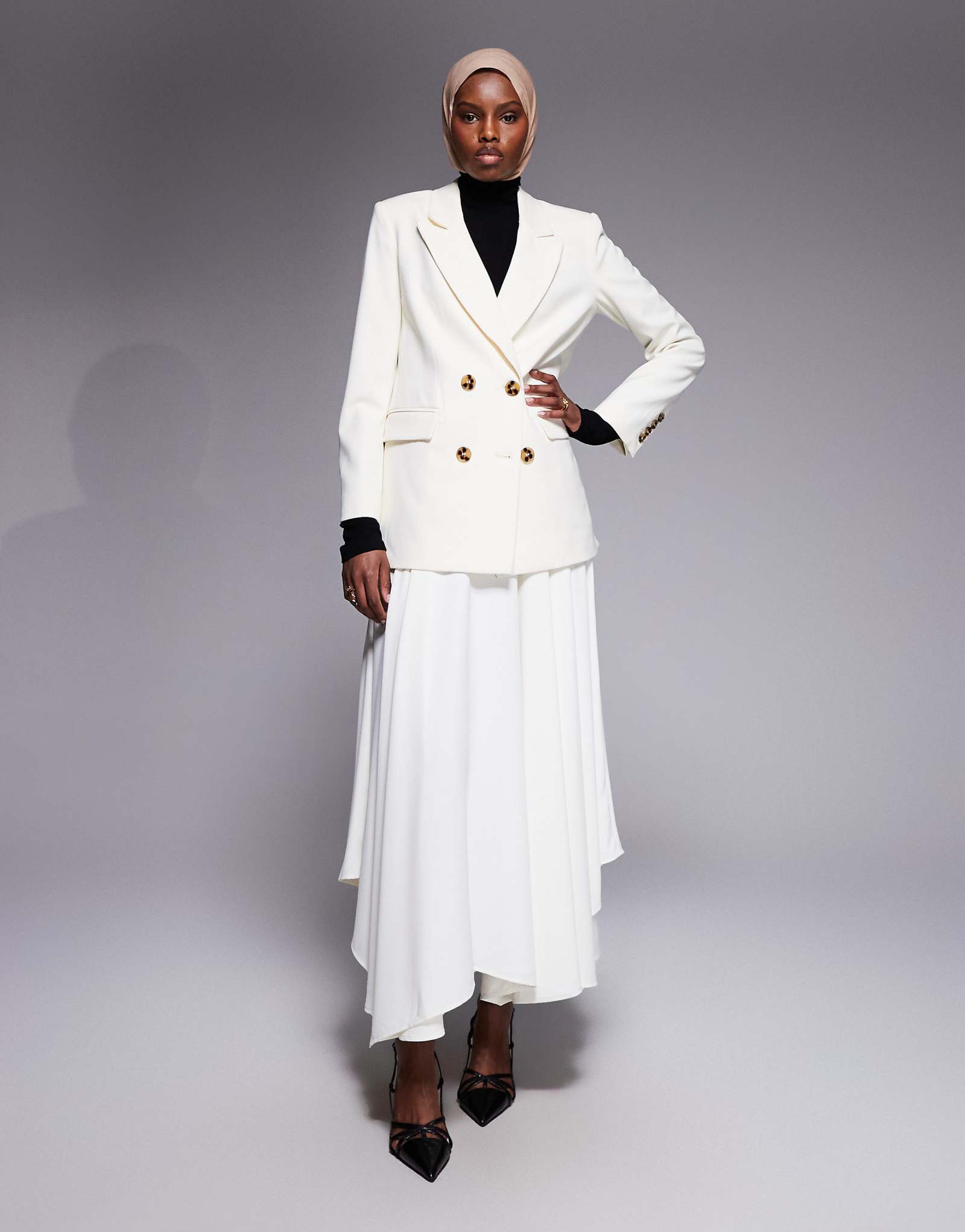 IYAL high waist tiered maxi skirt in cream cream