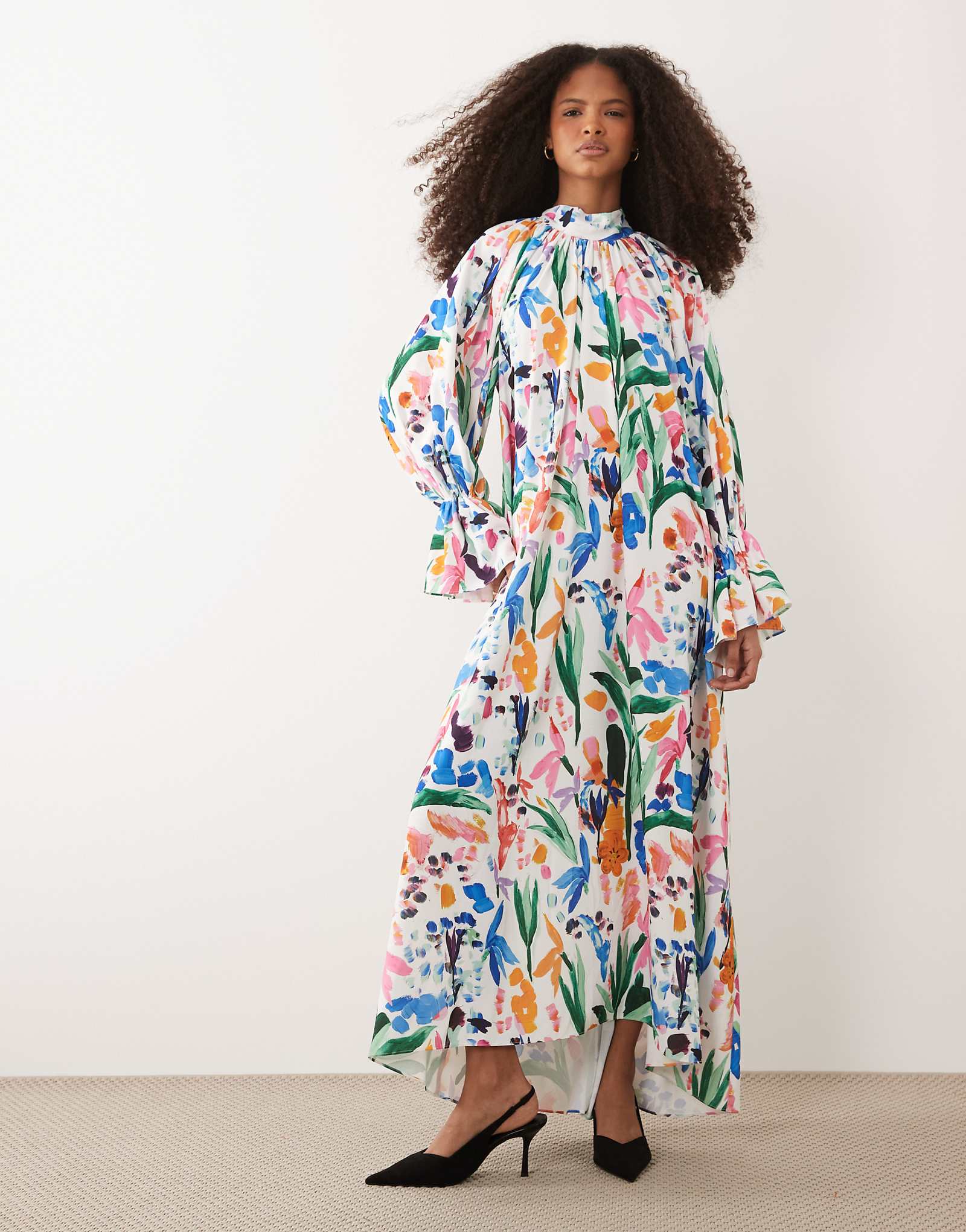 IYAL high neck cuff sleeve detail maxi dress in floral print multi 28690₽