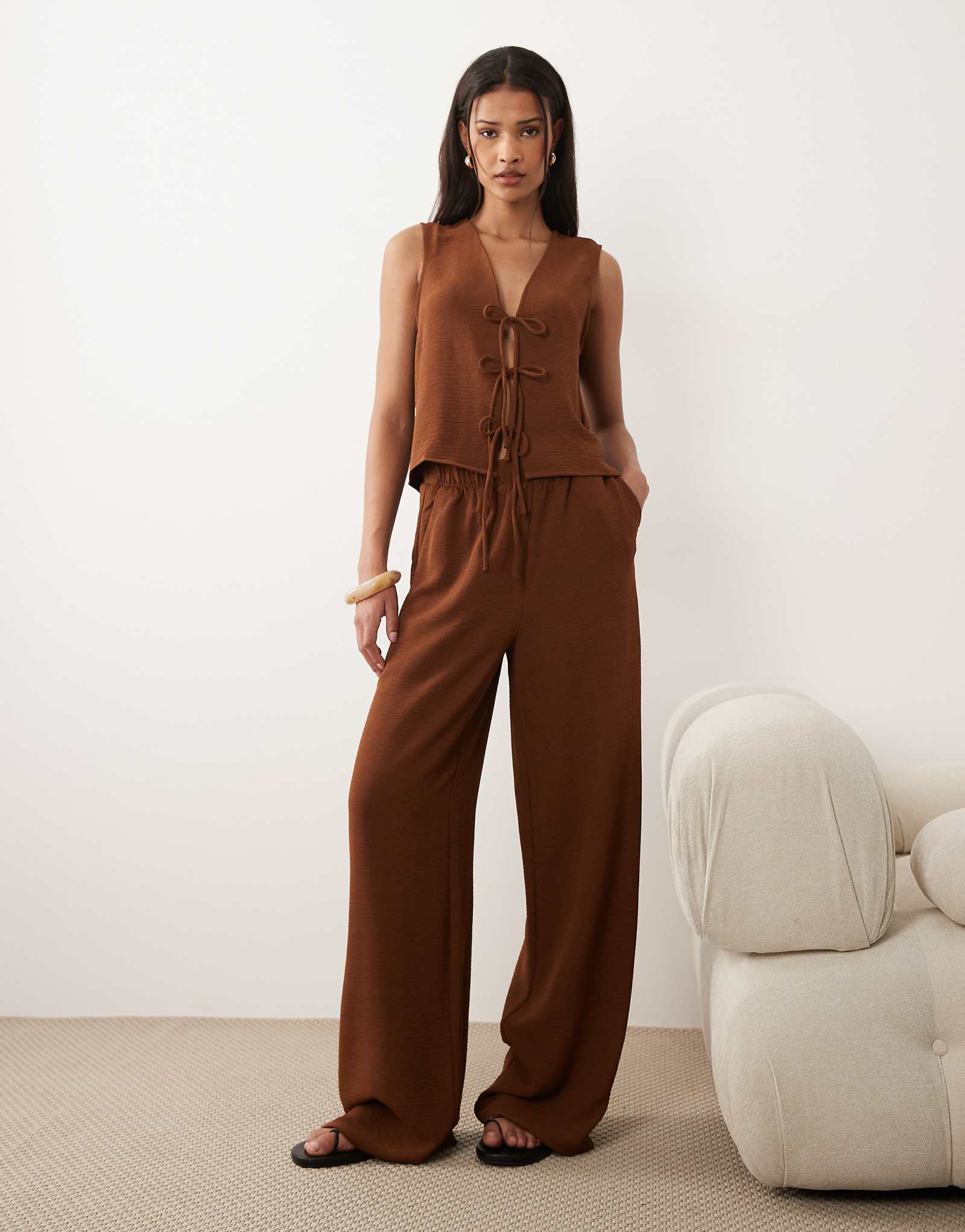 VILA wide leg textured pants in carafe brown - part of a set carafe 12190₽