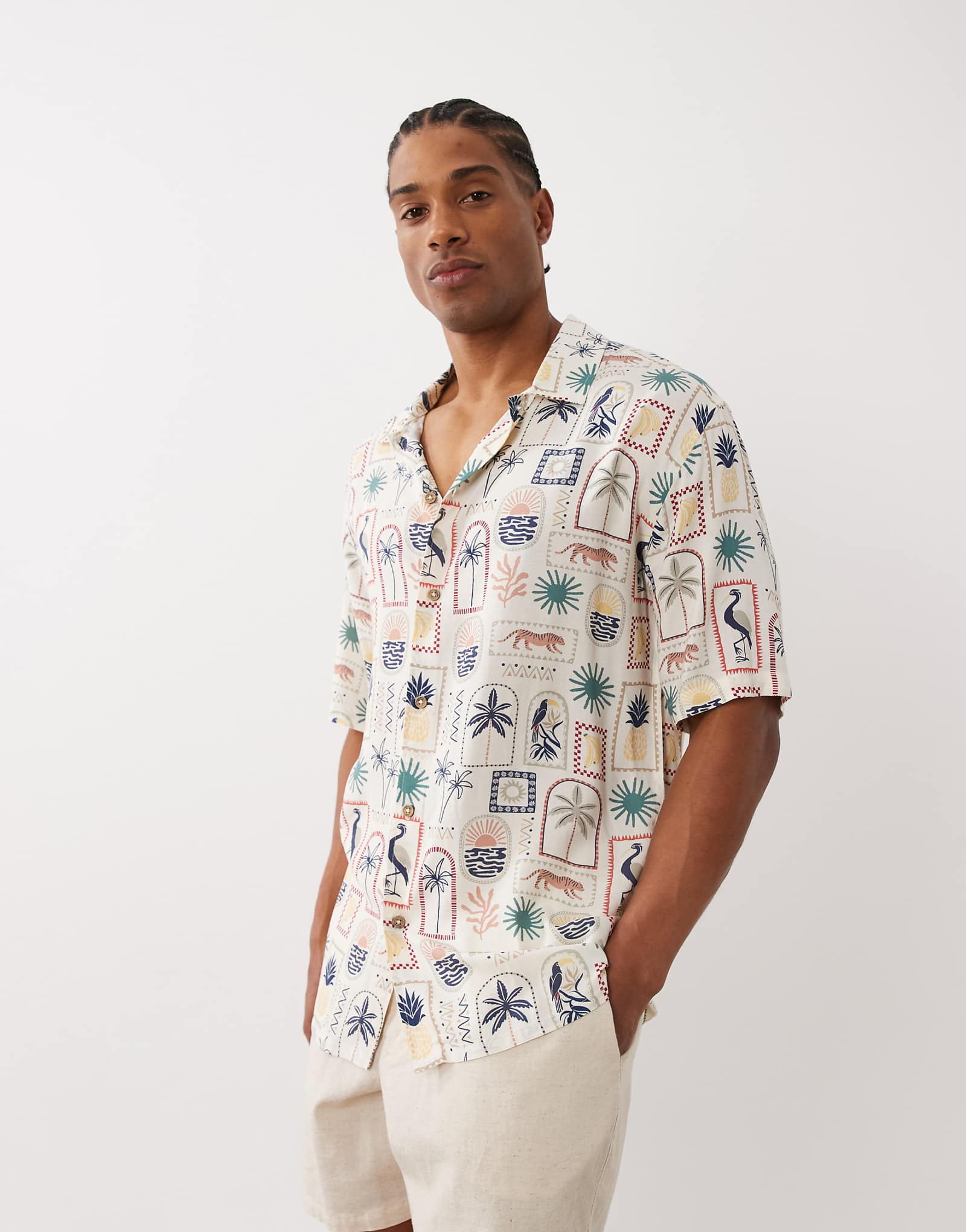 Threadbare short sleeve shirt with beach graphic print in ecru ecru 6590₽