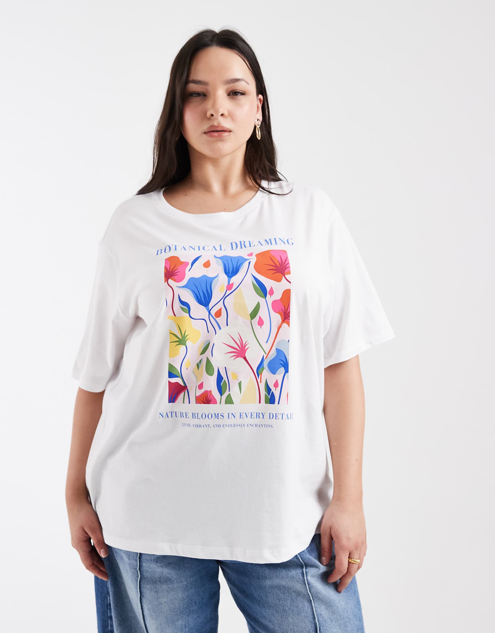 ONLY Curve botanical graphic oversized T-shirt in white bright white 6990₽