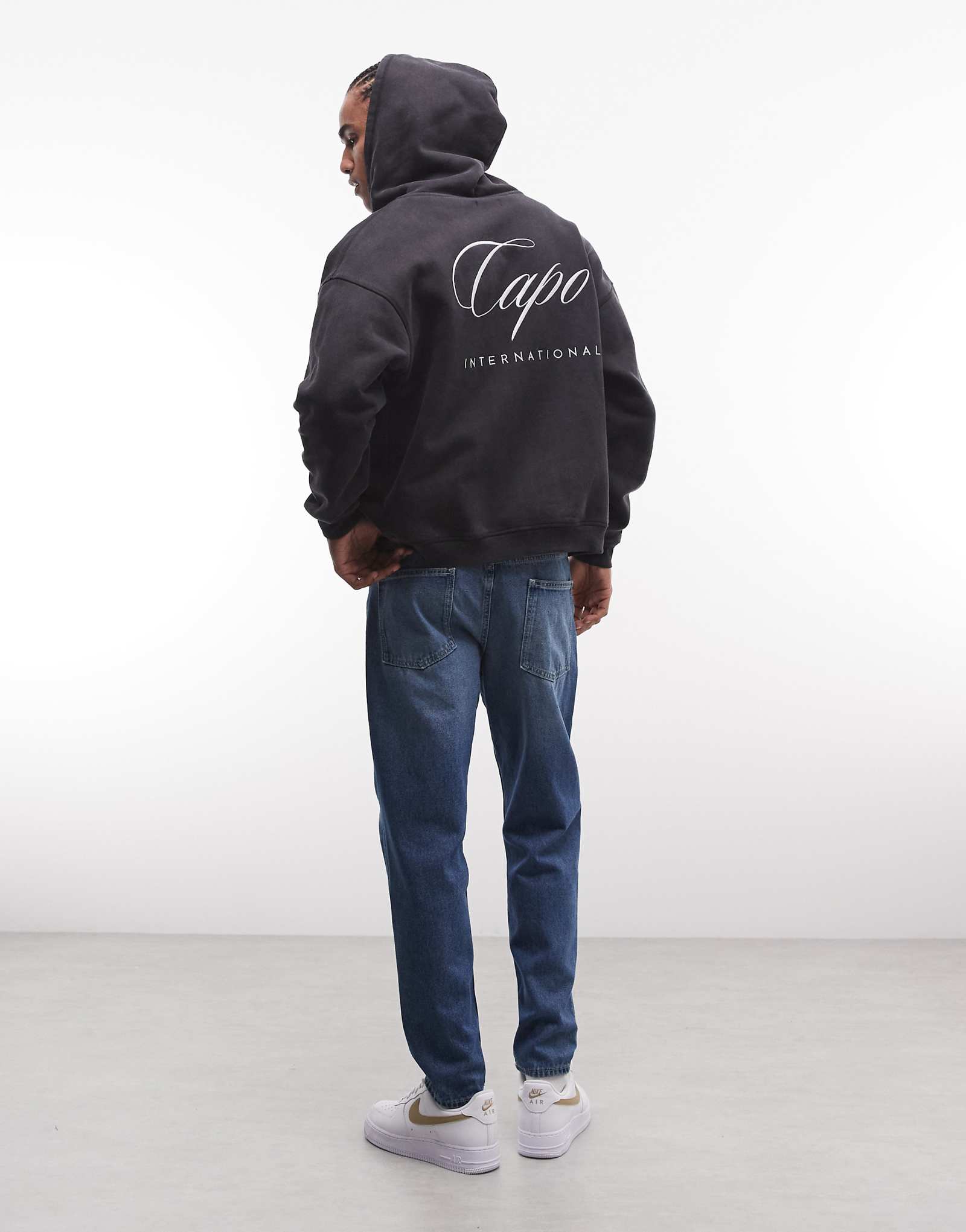 CAPO zip up hoodie with international logo back print in black black 15090₽