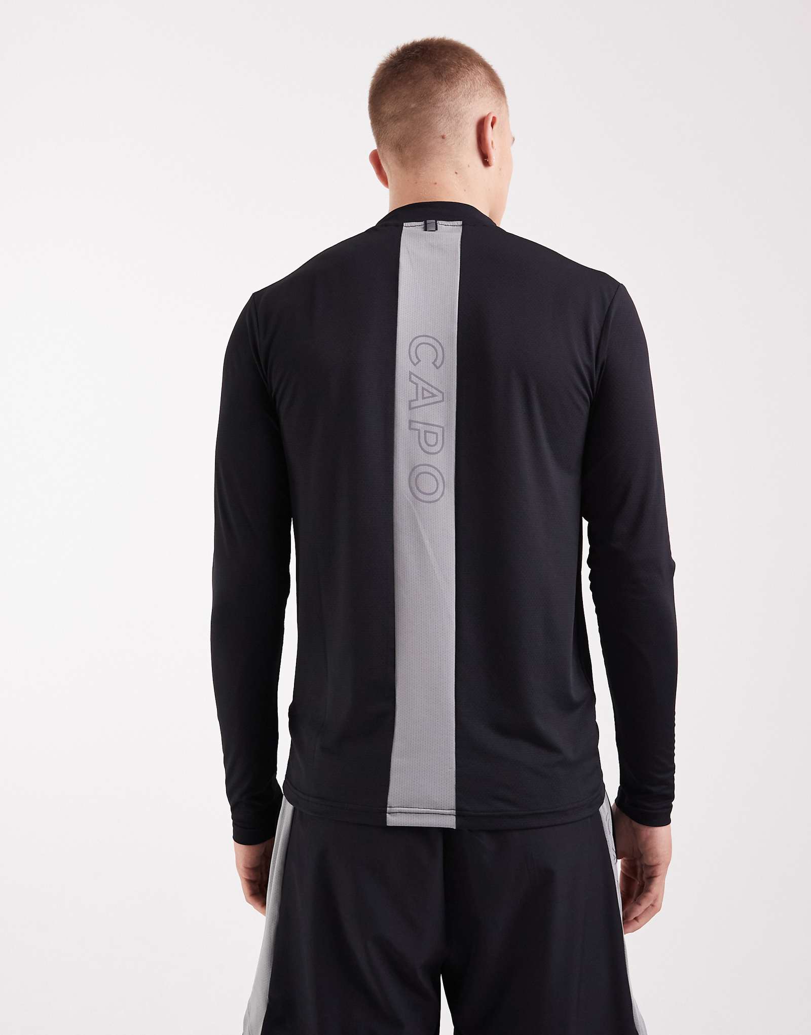 CAPO active performance quarter zip long sleeve back print t-shirt in black black 10490₽