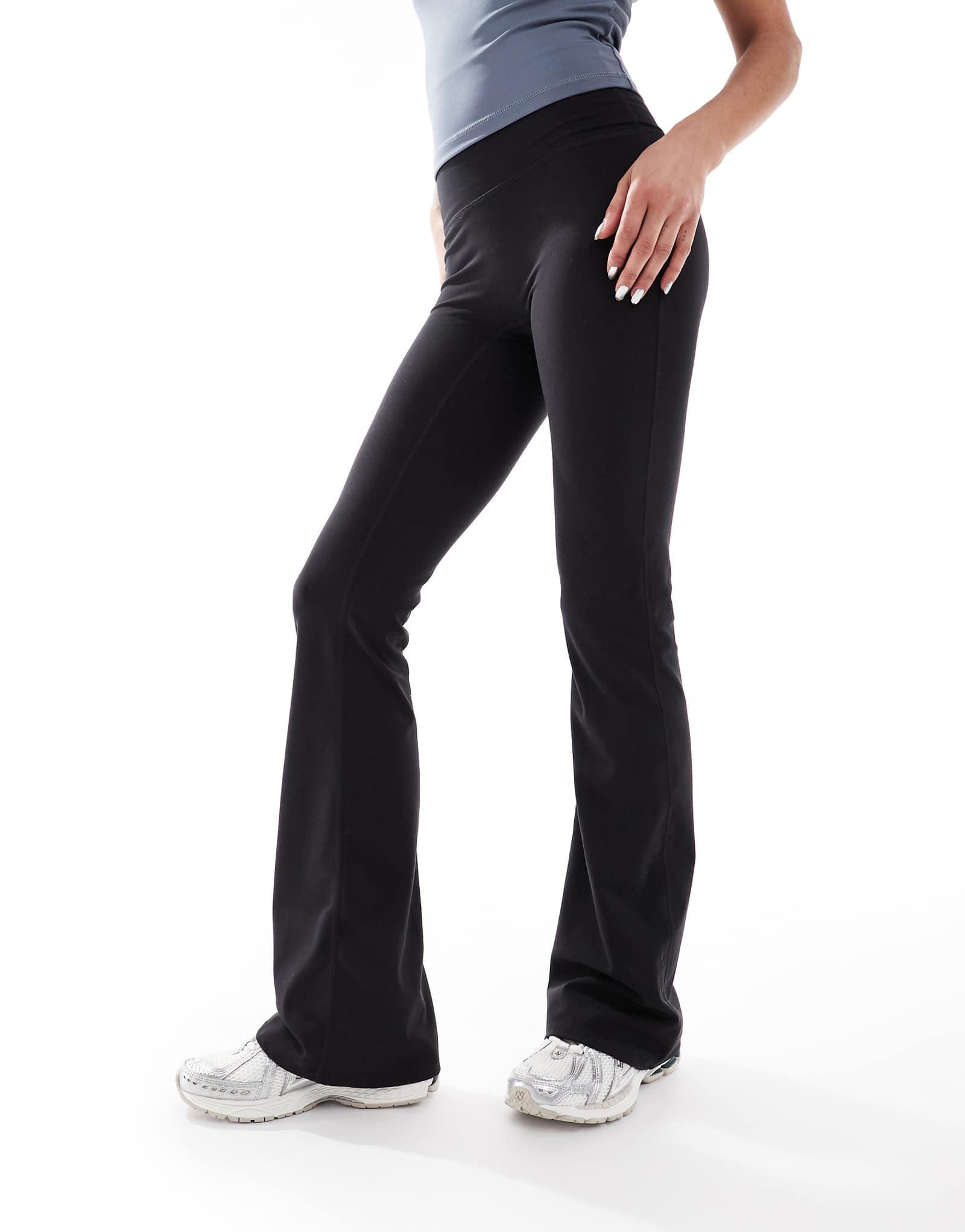 Cotton On Active ultra soft roll over waistband flare pants in black 9690₽