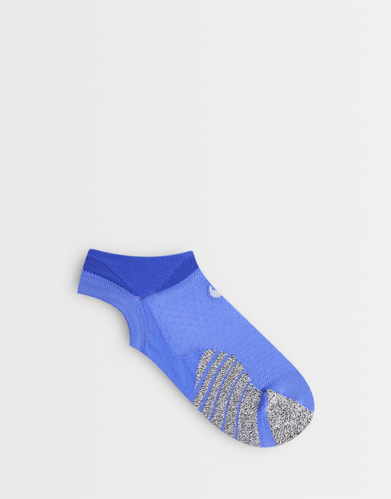 Nike Training heeless gripping socks in blue mid blue 3090₽