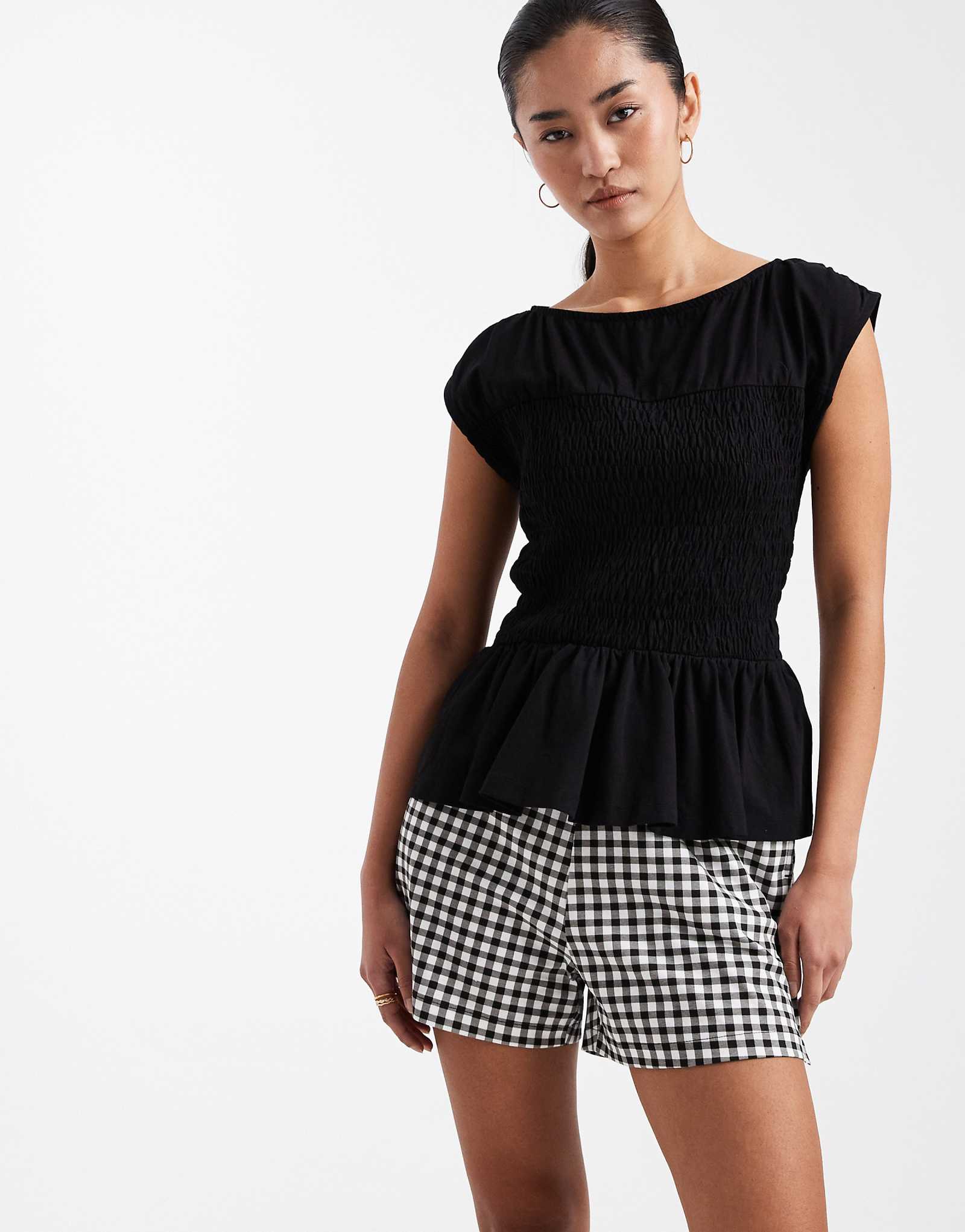 Threadbare jersey pull on shorts with drawstring in black and white gingham print black 4490₽
