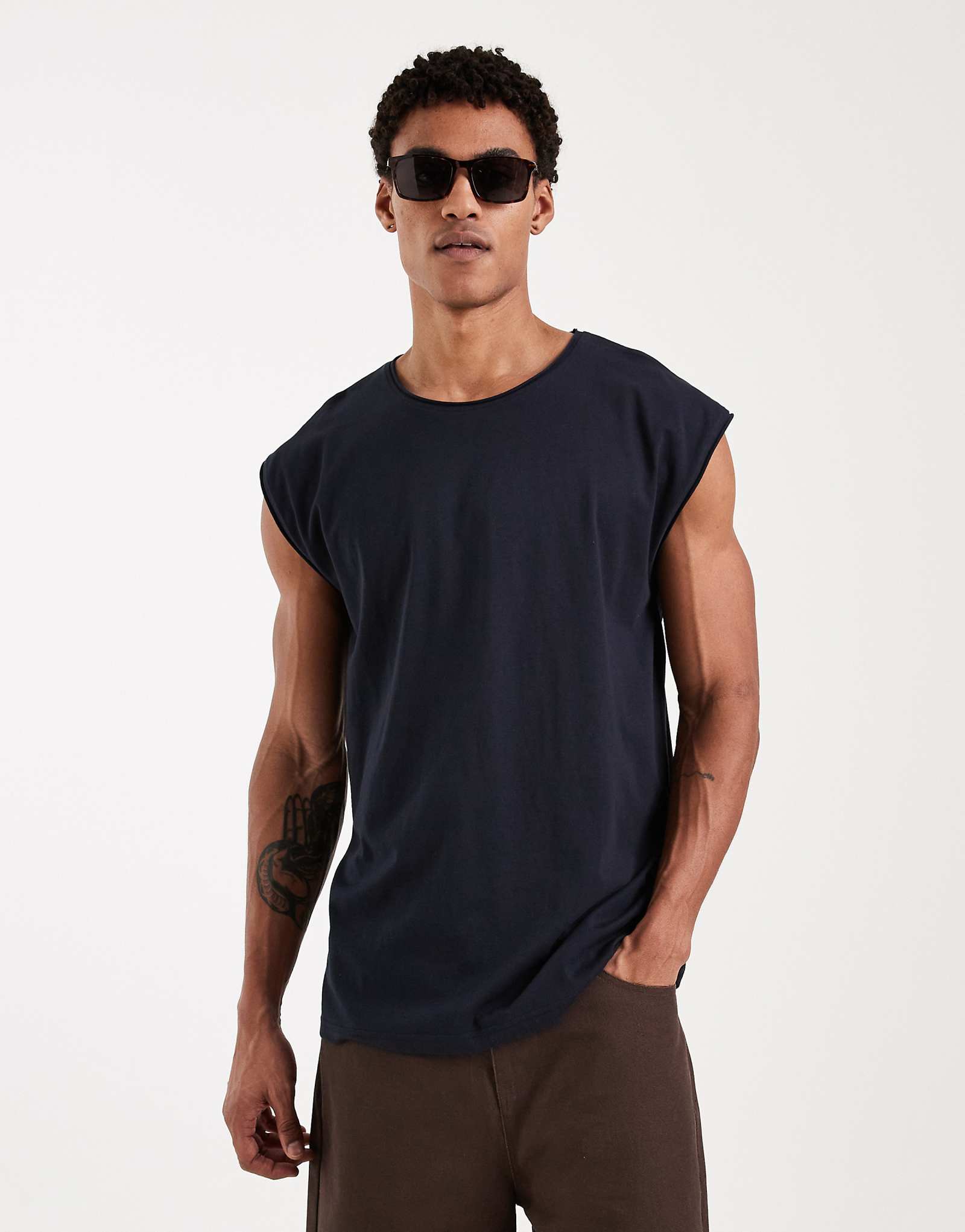Brave Soul oversized tank top in navy navy 4090₽