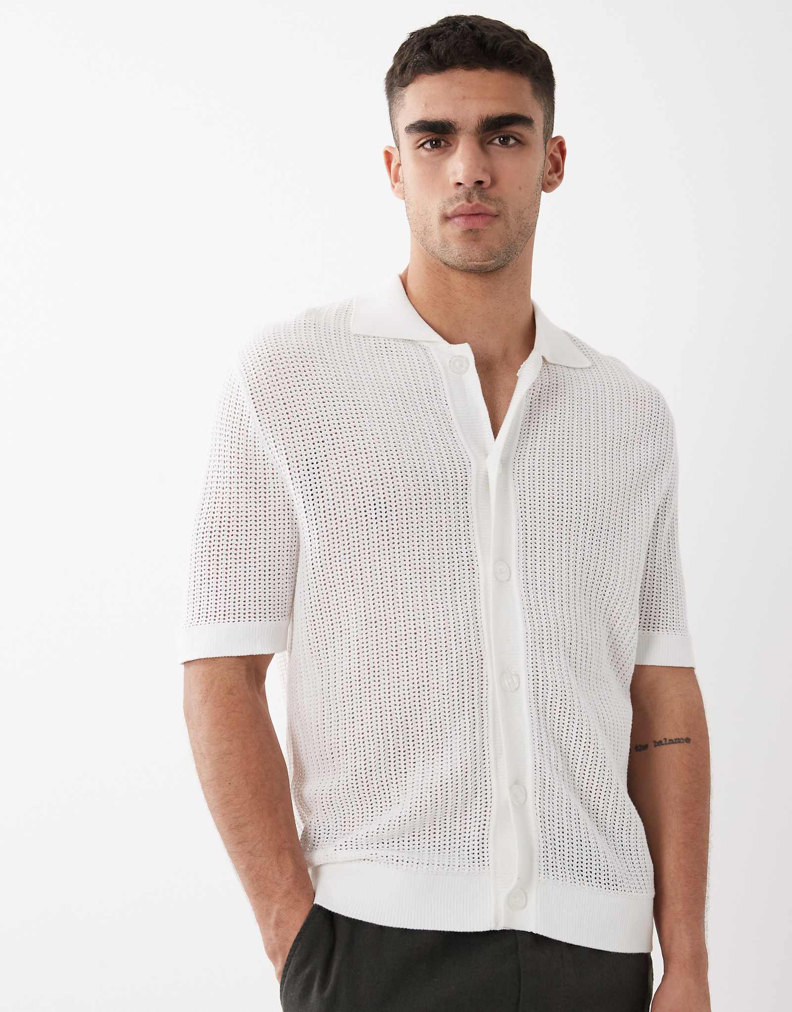 Selected textured knit short sleeve shirt in white egret 17390₽