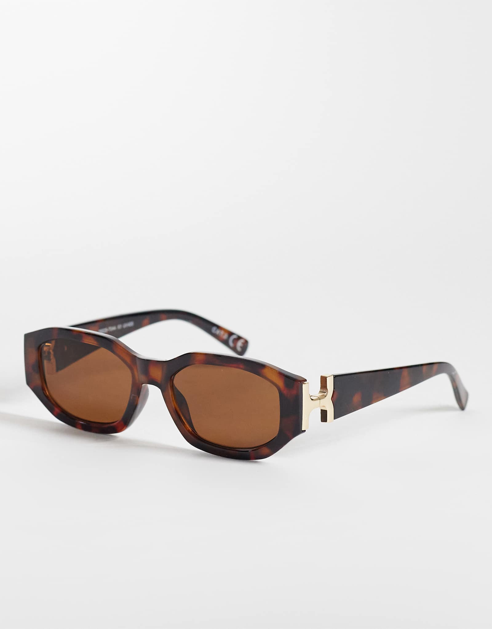 Gina Tricot bold cat eye sunglasses in brown dk turtle 4490₽