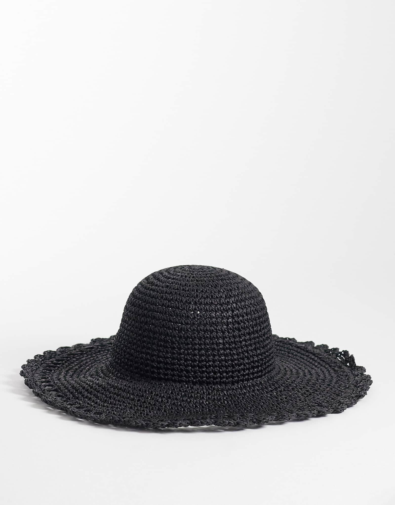 Accessorize floppy edge straw hat in black black 9490₽