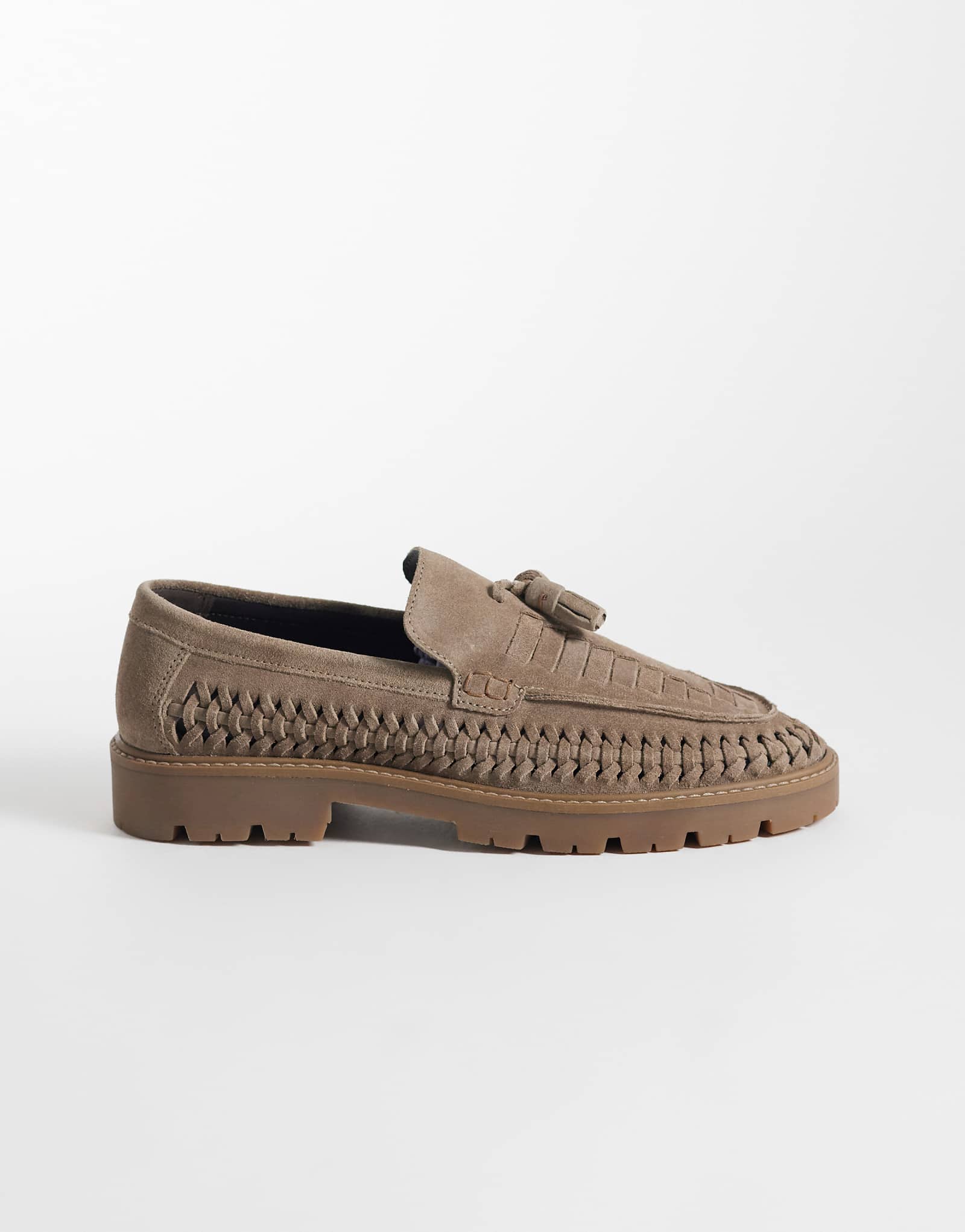 ASOS DESIGN woven tassel loafers with cleated soles in beige suede beige 16490₽