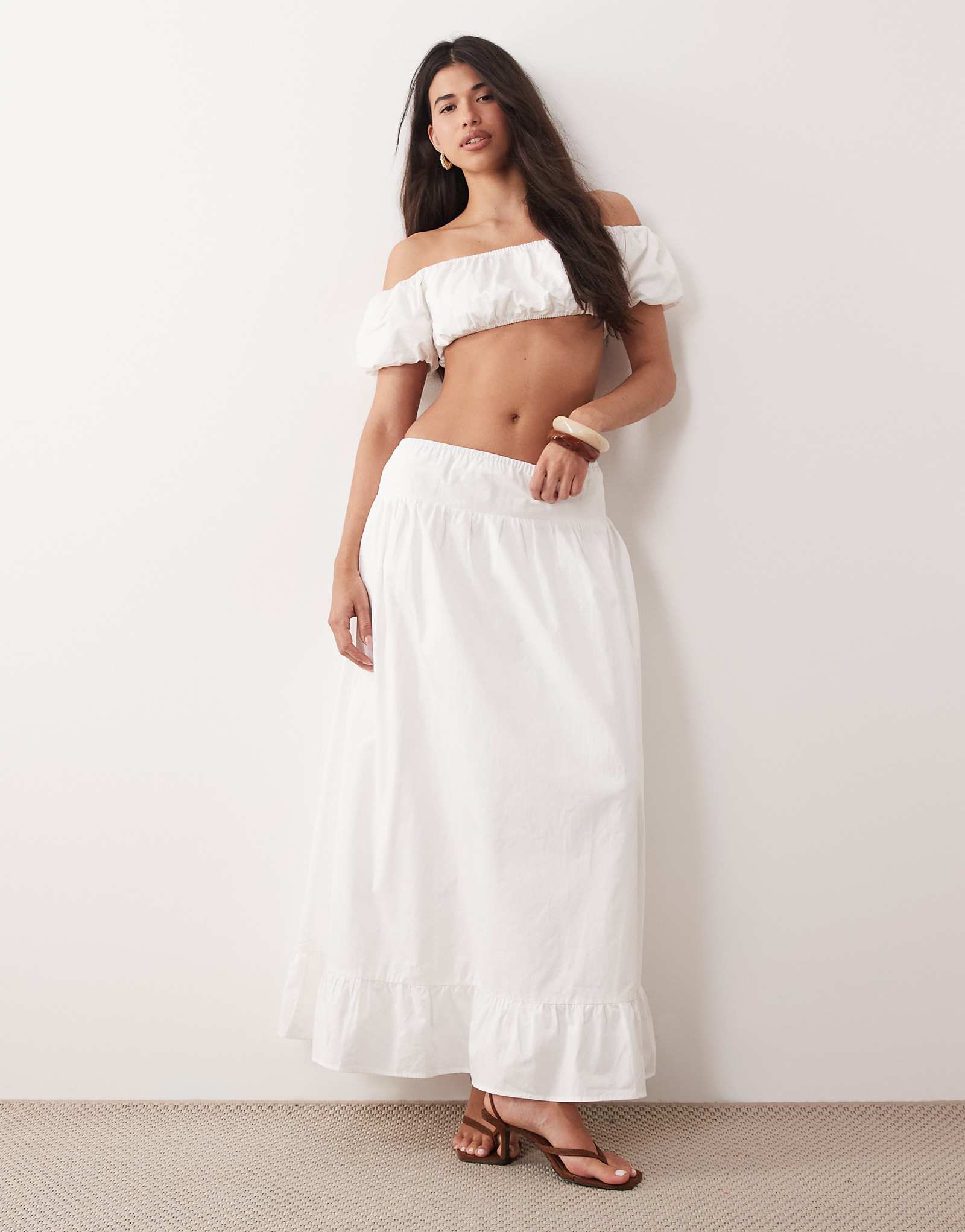 Kaiia exclusive cotton drop waist ruffle hem maxi skirt in white - part of a set white 13590₽