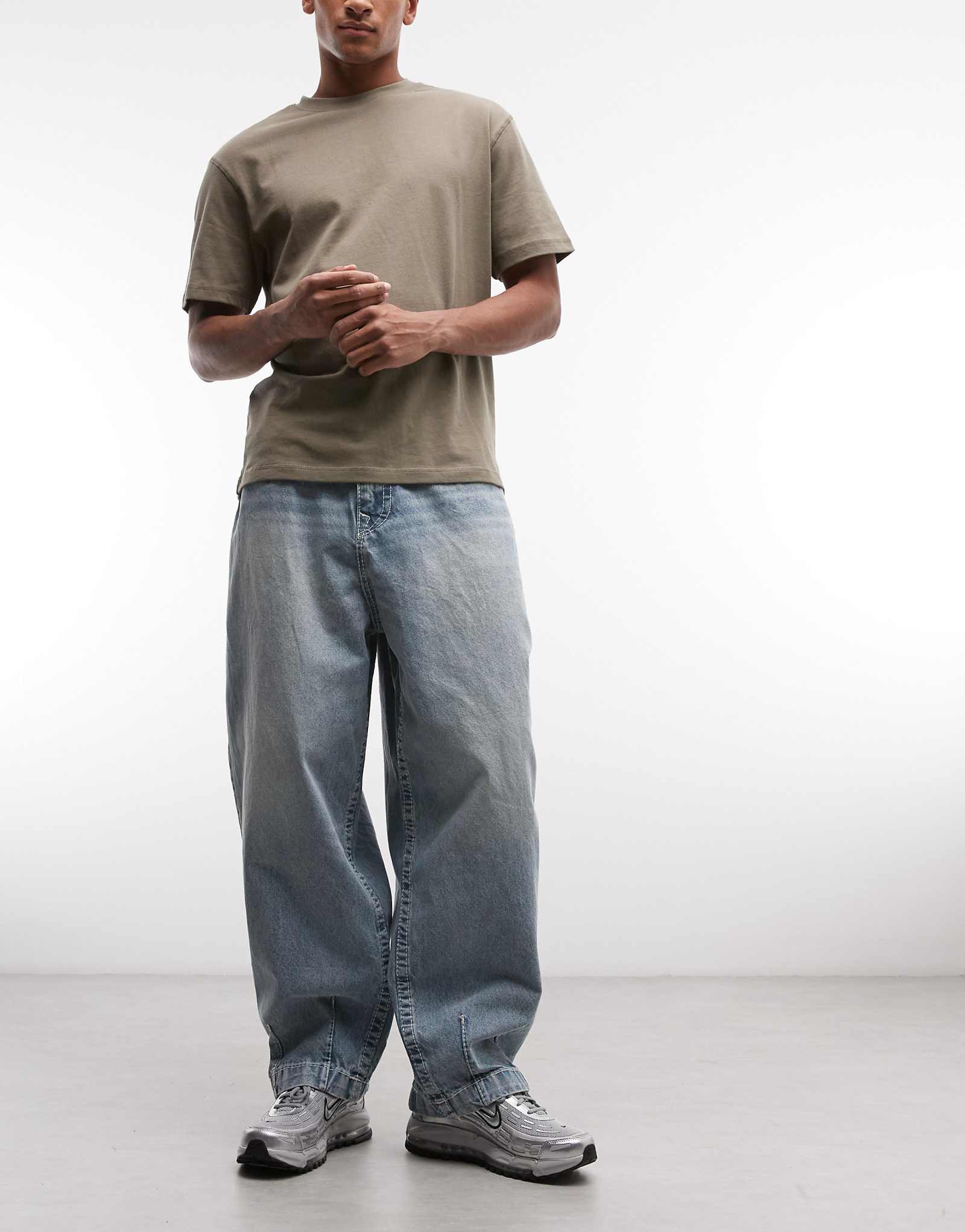 True Religion Danny Barrel leg jeans in medium wash blue mid wash blue 46690₽