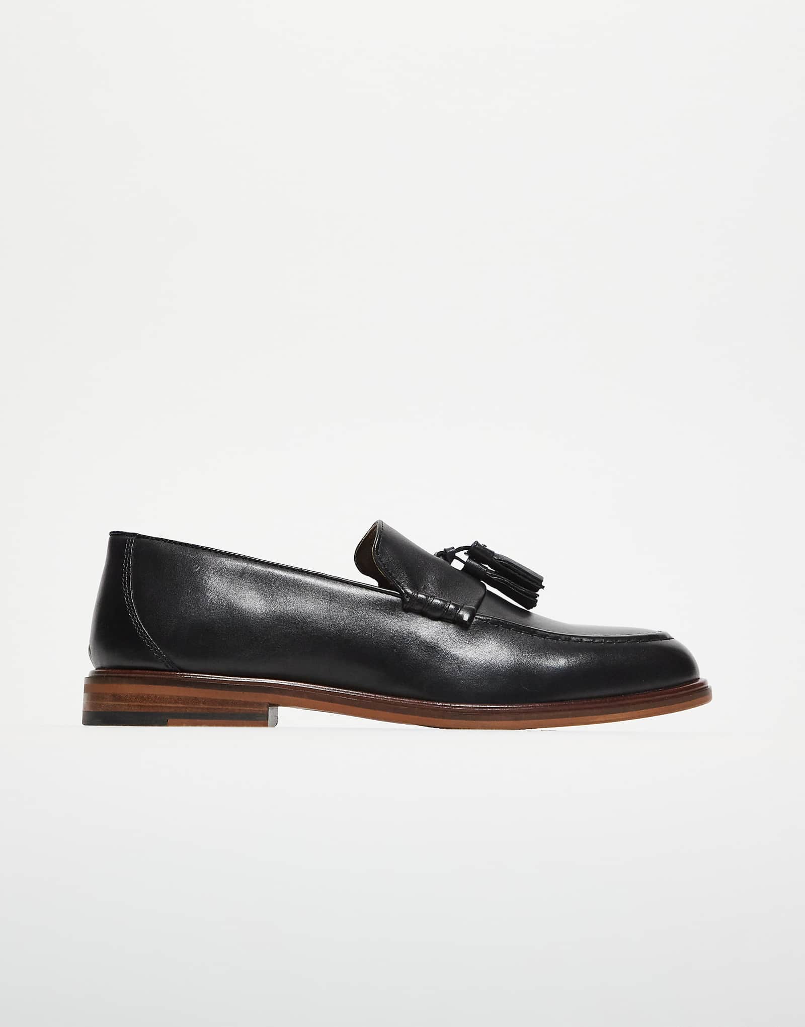 Walk London Putney tassel loafers in black leather with natural soles 12390₽