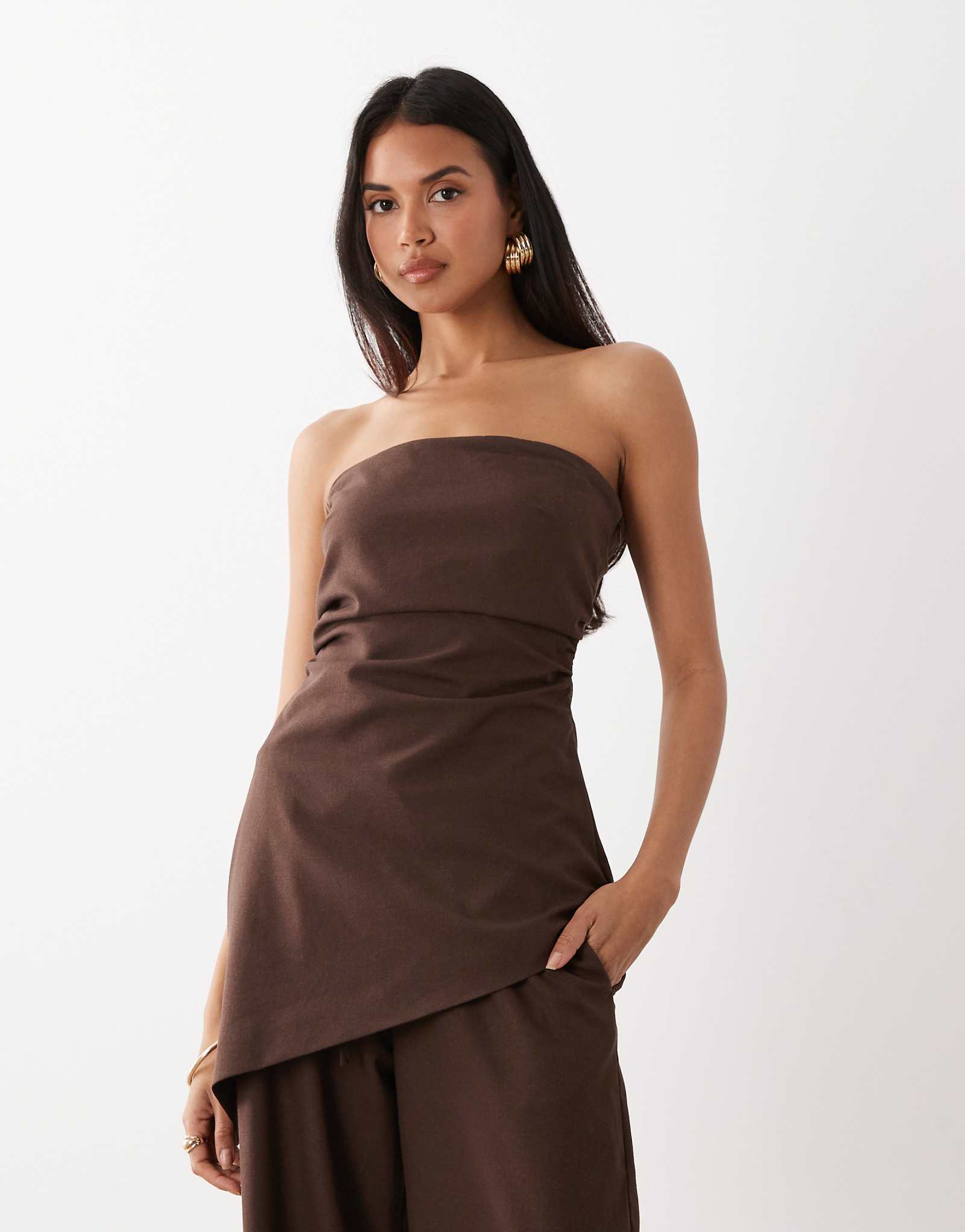 Kaiia exclusive linen blend asymmetric bandeau top in brown - part of a set brown 11790₽