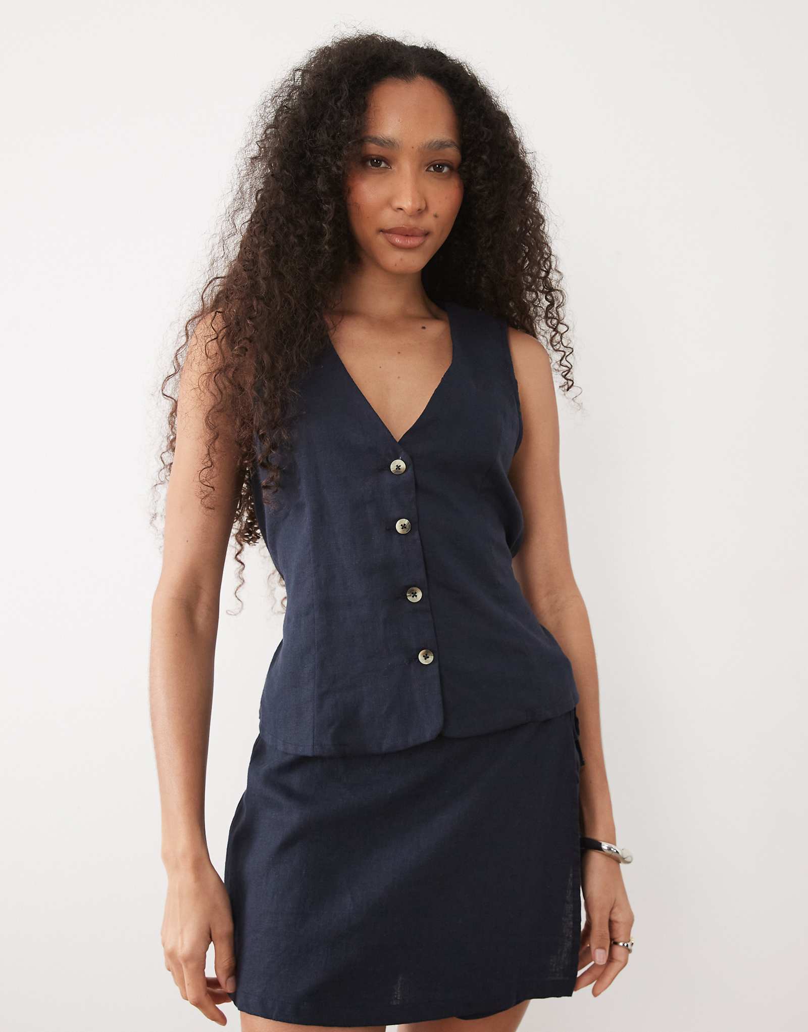 River Island linen blend vest in navy navy 10690₽