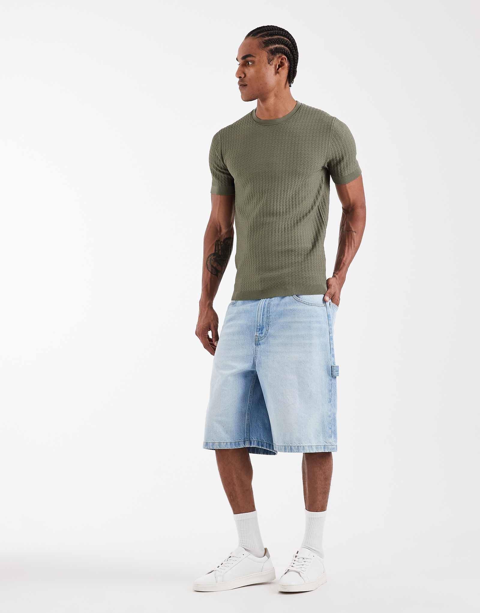River Island textured muscle fit t-shirt in green green 10690₽