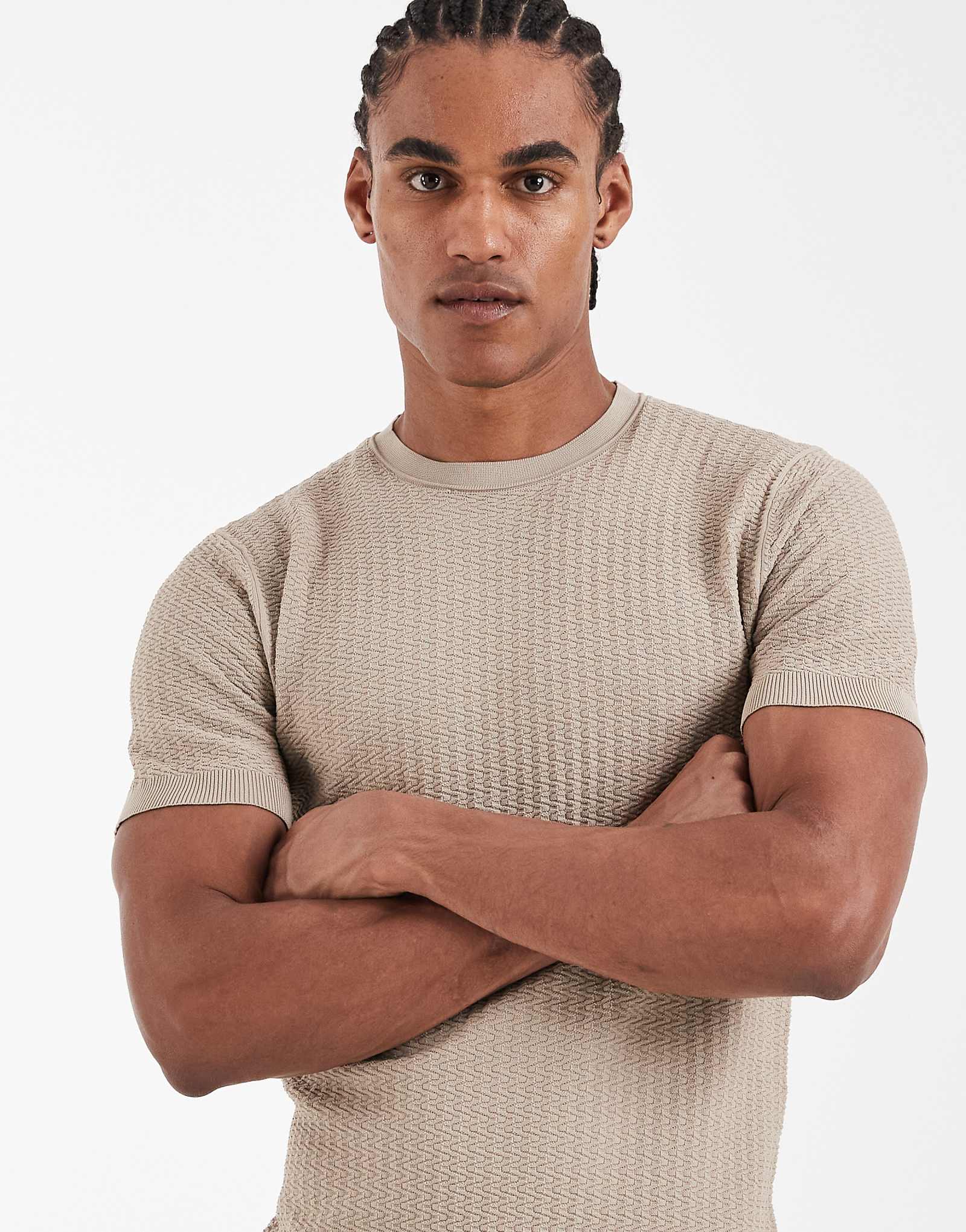 River Island textured muscle fit t-shirt in stone stone 10690₽