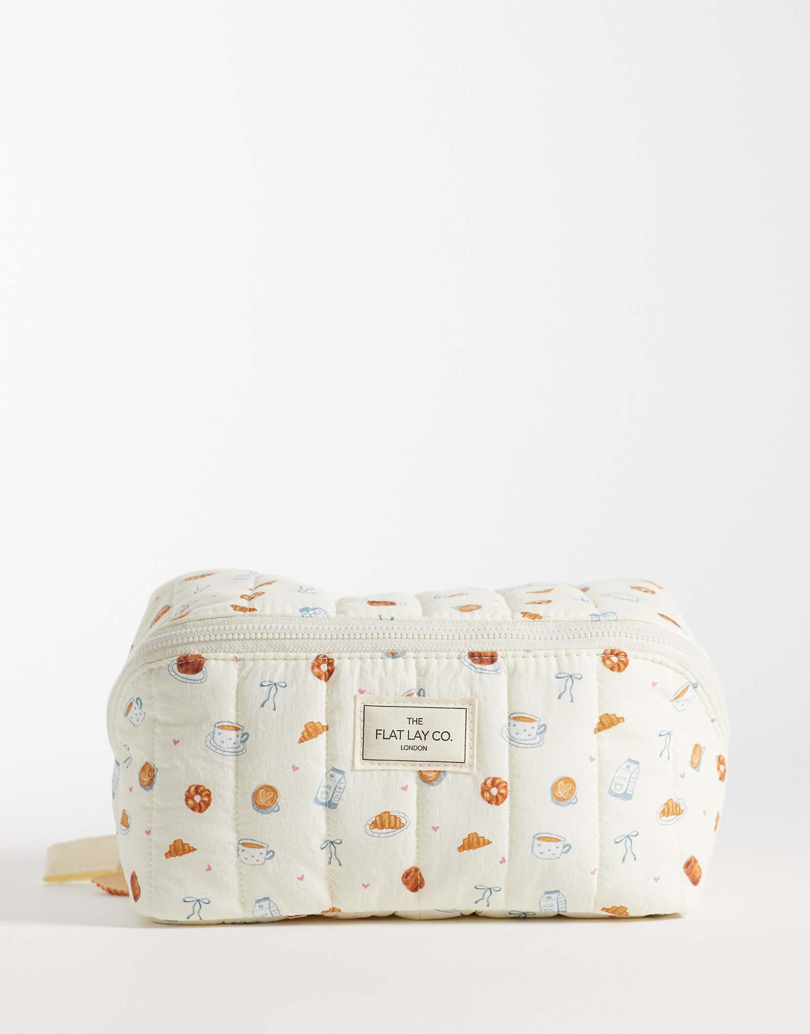 The Flat Lay Co Marshmallow Flat Lay Makeup Box Bag - Patisserie patisserie 9490₽