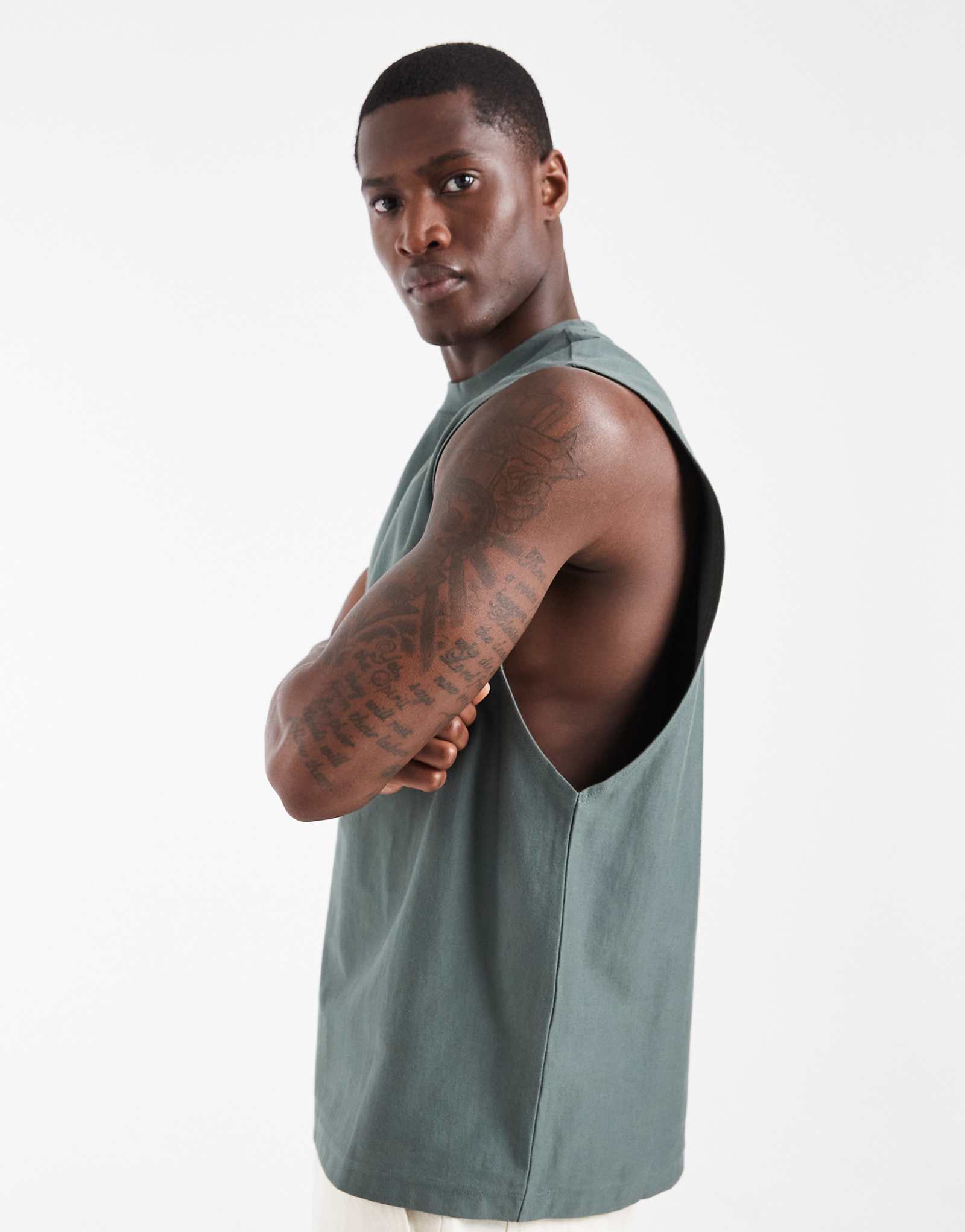 River Island tank in green khaki 3890₽