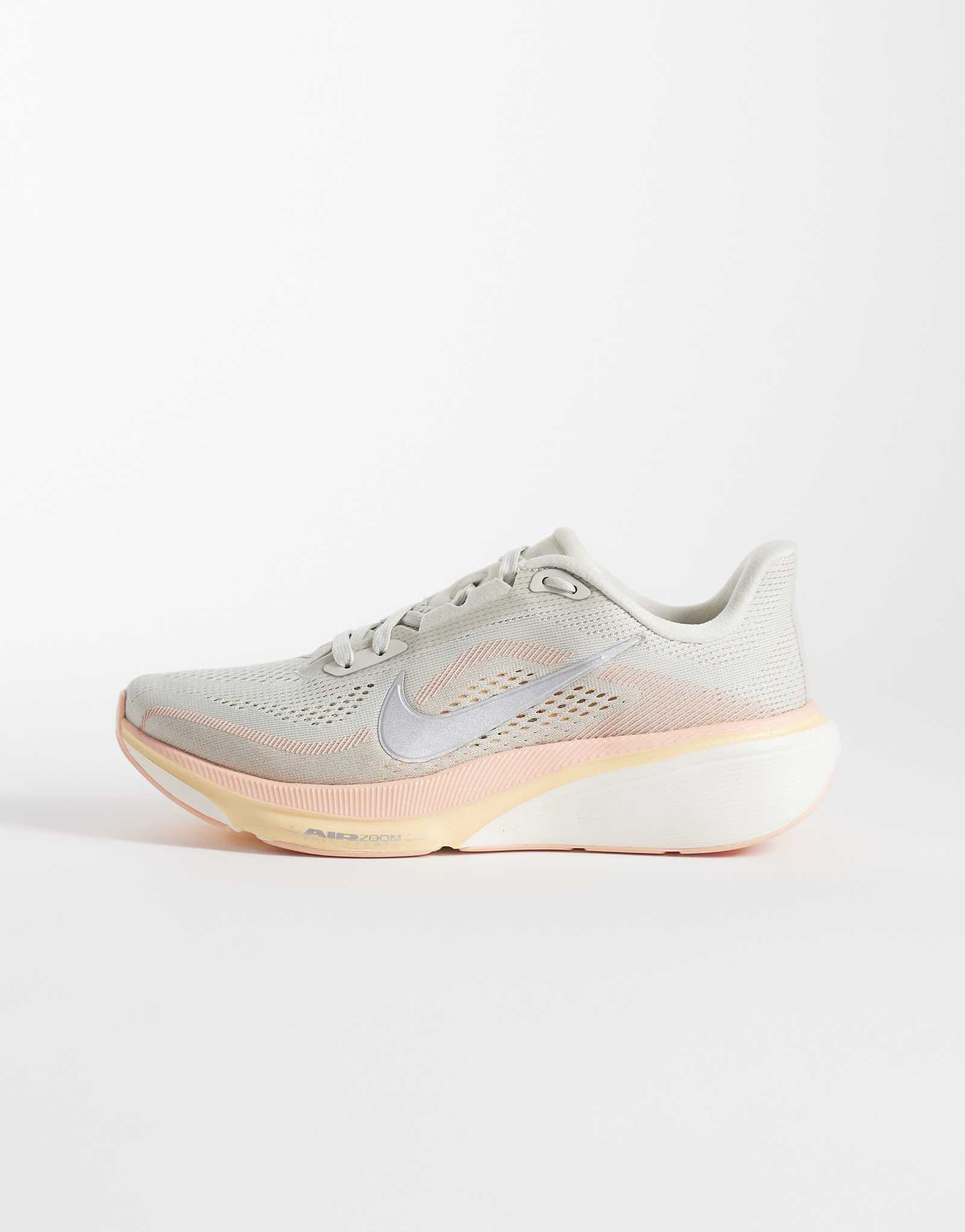 Nike Air Zoom Pegasus 42 sneakers in white and blue light blue 28090₽