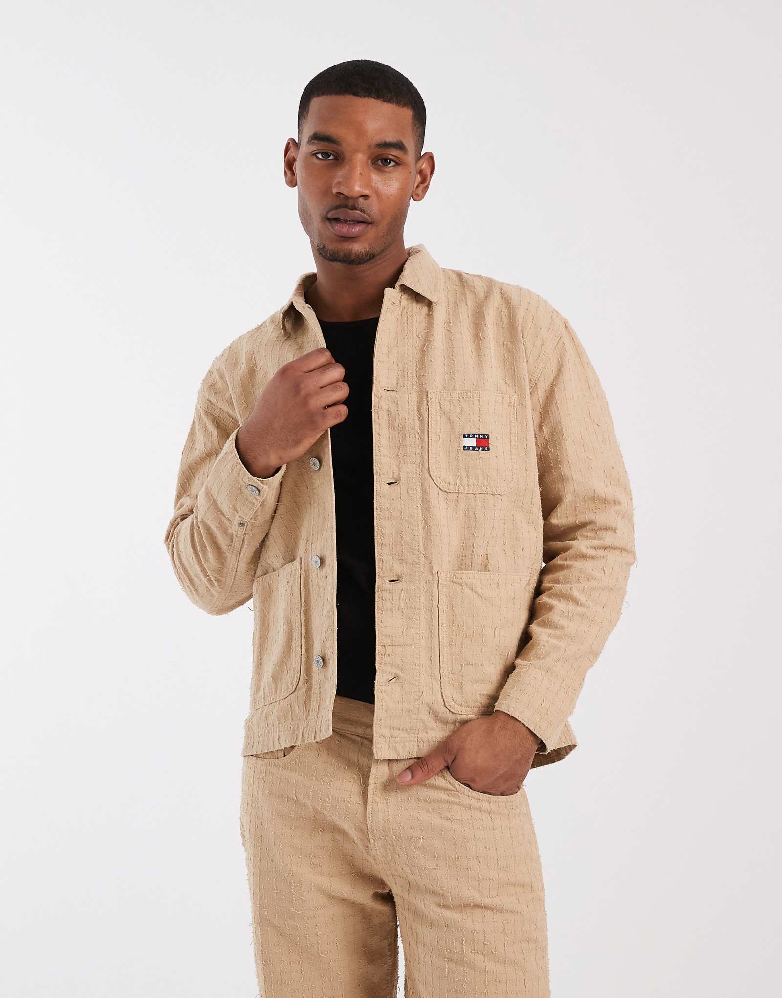 Tommy Jeans punch needle overshirt in beige gentle gold 30990₽