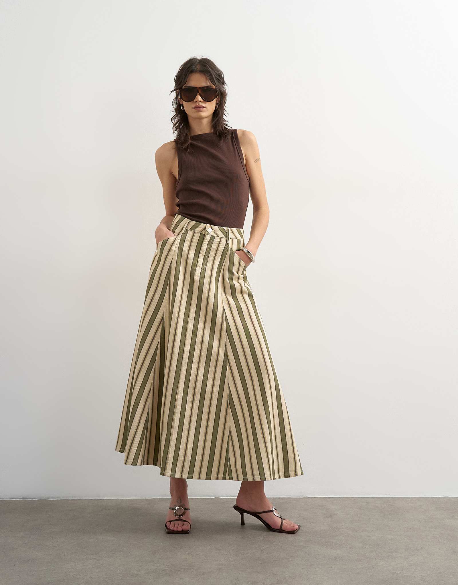 Topshop denim circle seamed maxi skirt in stripe stripe 16390₽