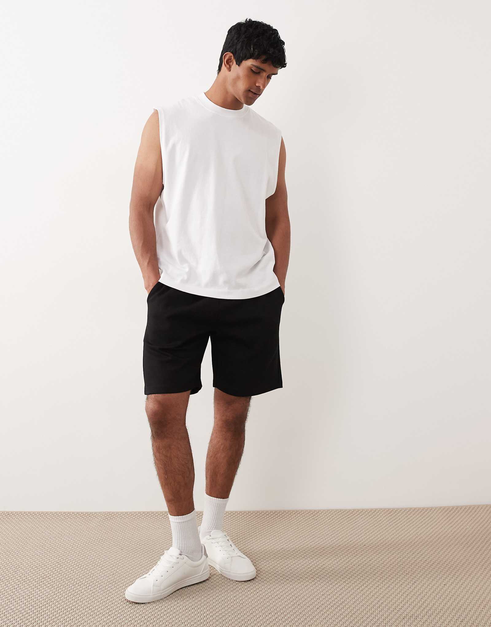 ONLY -amp SONS relaxed fit airflex shorts in black black 9090₽