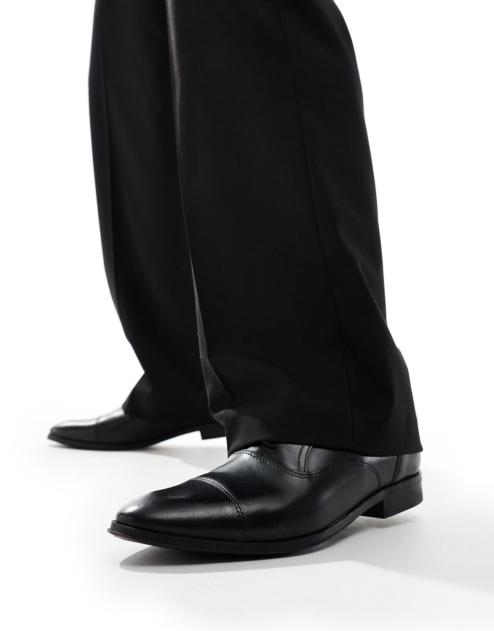 Черные кожаные оксфорды с носком ASOS DESIGN 10190₽