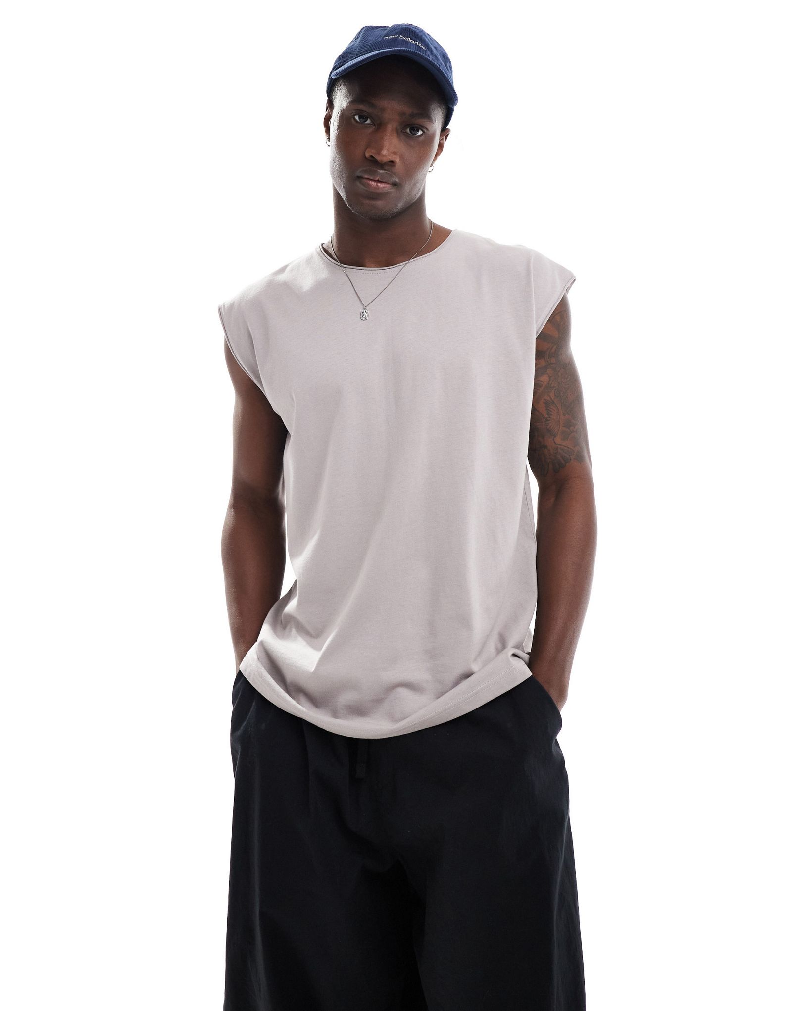 Пыльно-фиолетовая майка Brave Soul с необработанными краями 2190₽