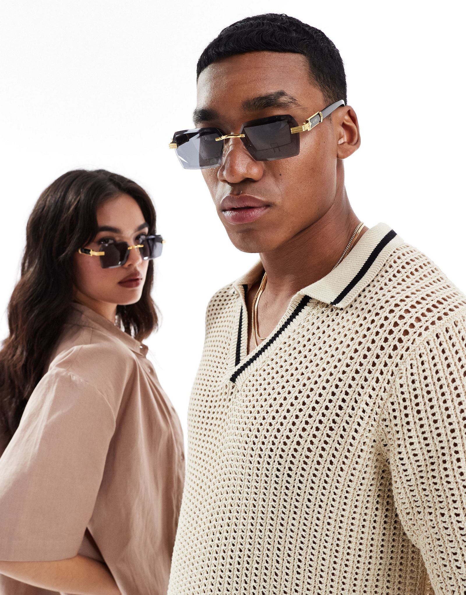 Черные/золотые прямоугольные металлические солнцезащитные очки AIRE Nebula