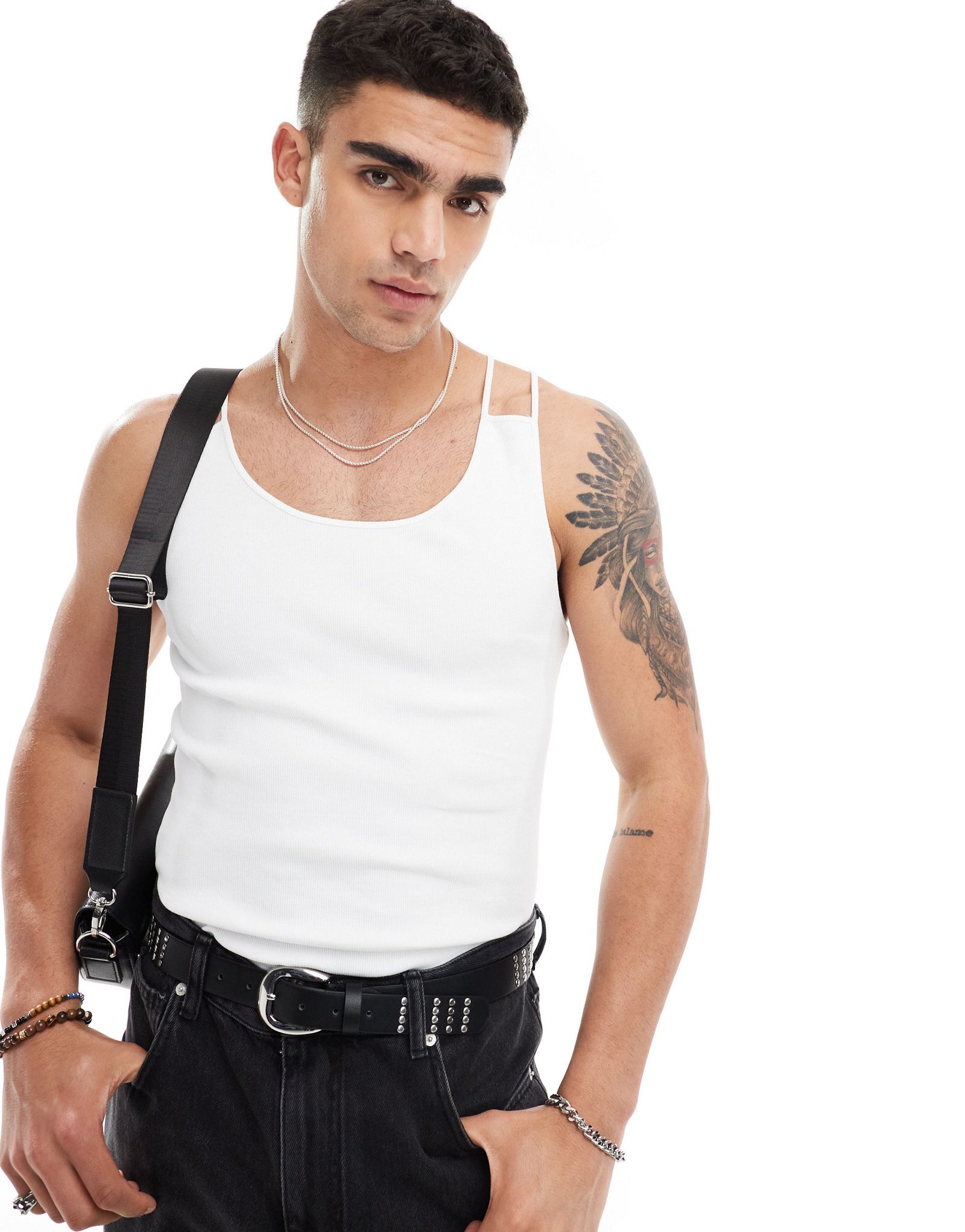 Белая майка мускулистого кроя с двойными тонкими бретелями ASOS DESIGN 3390₽