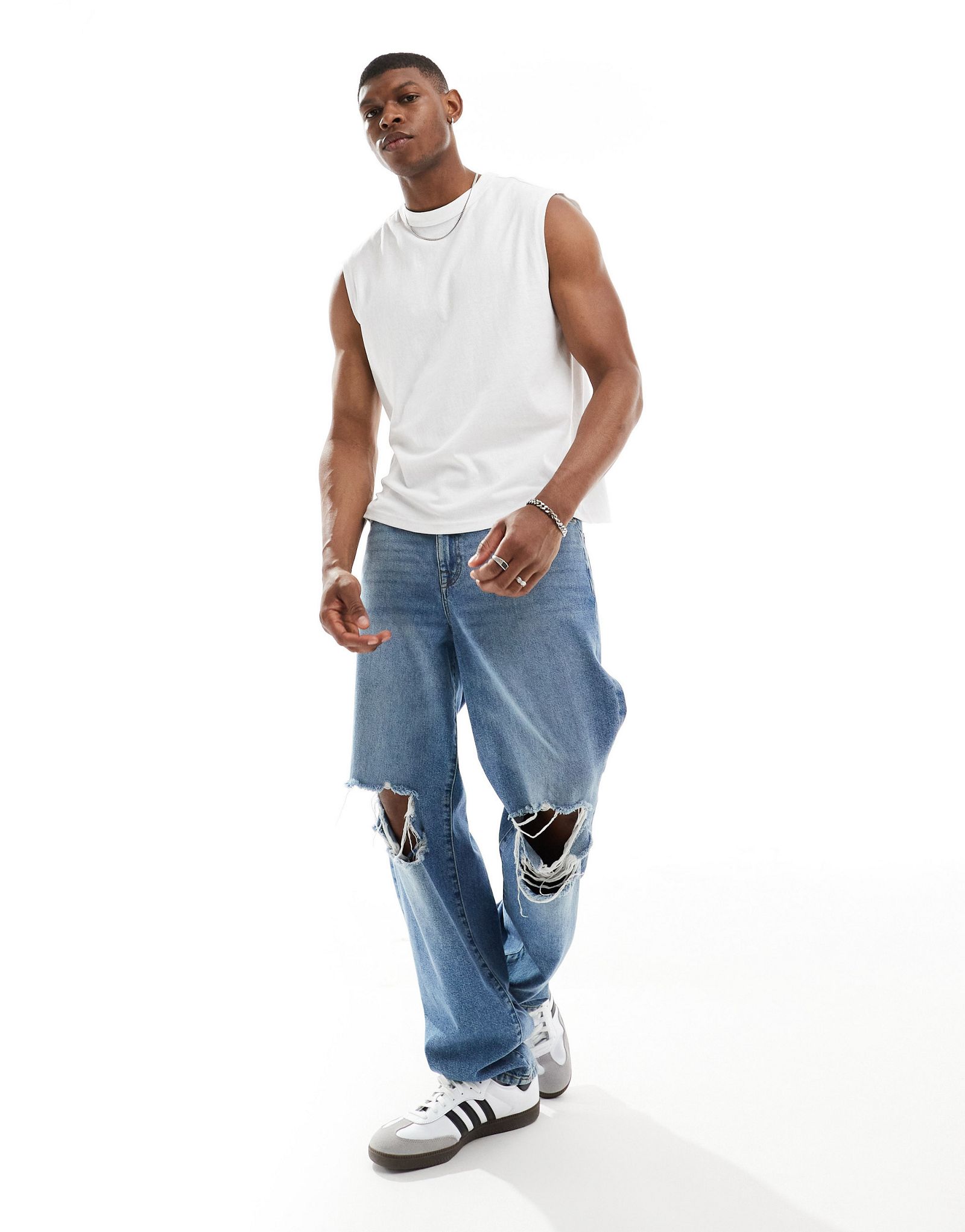 Белая майка свободного кроя Weekday 5390₽