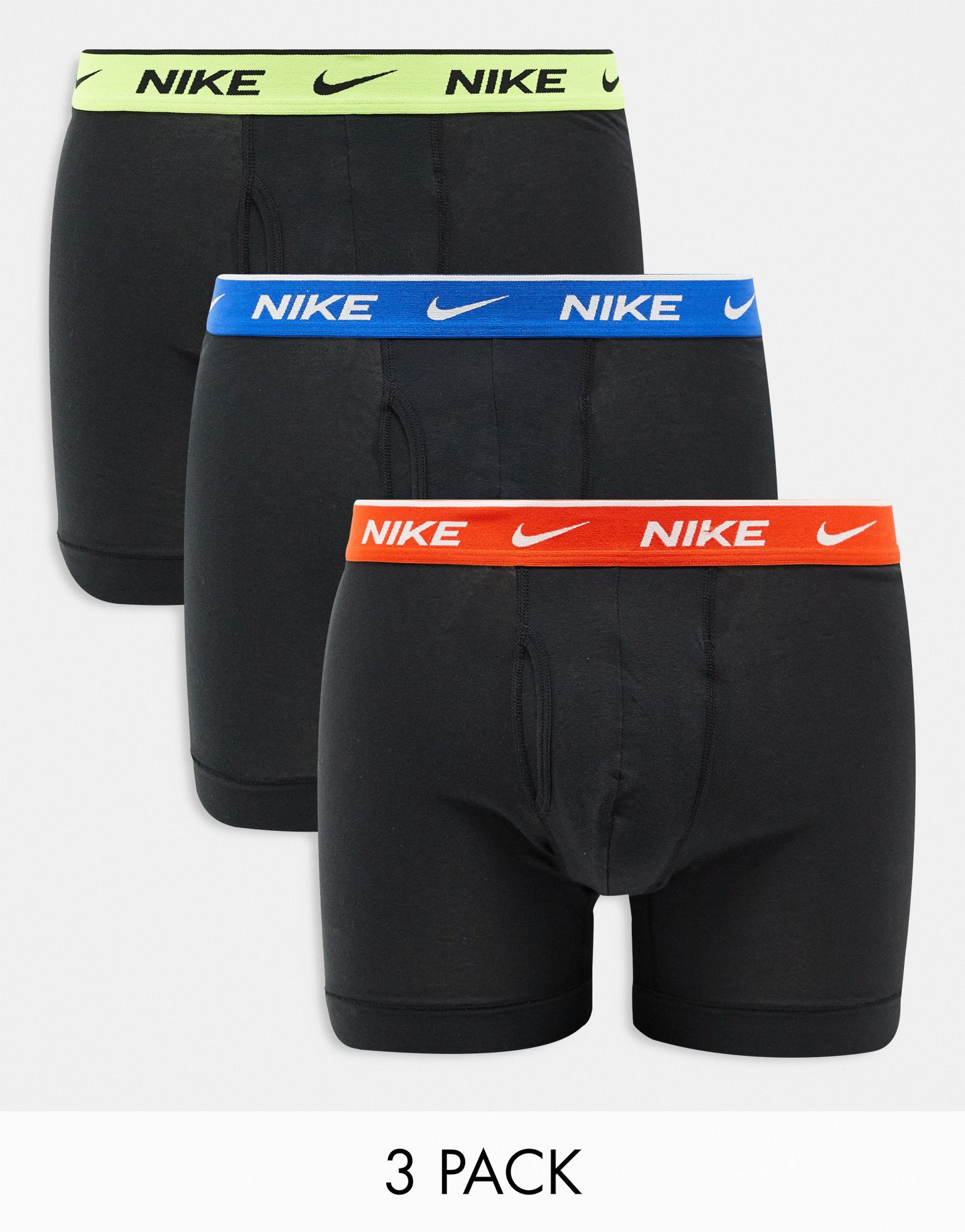 Боксерские трусы Nike Dri-FIT Essential Micro 3 pack с принтом граффити 3790₽