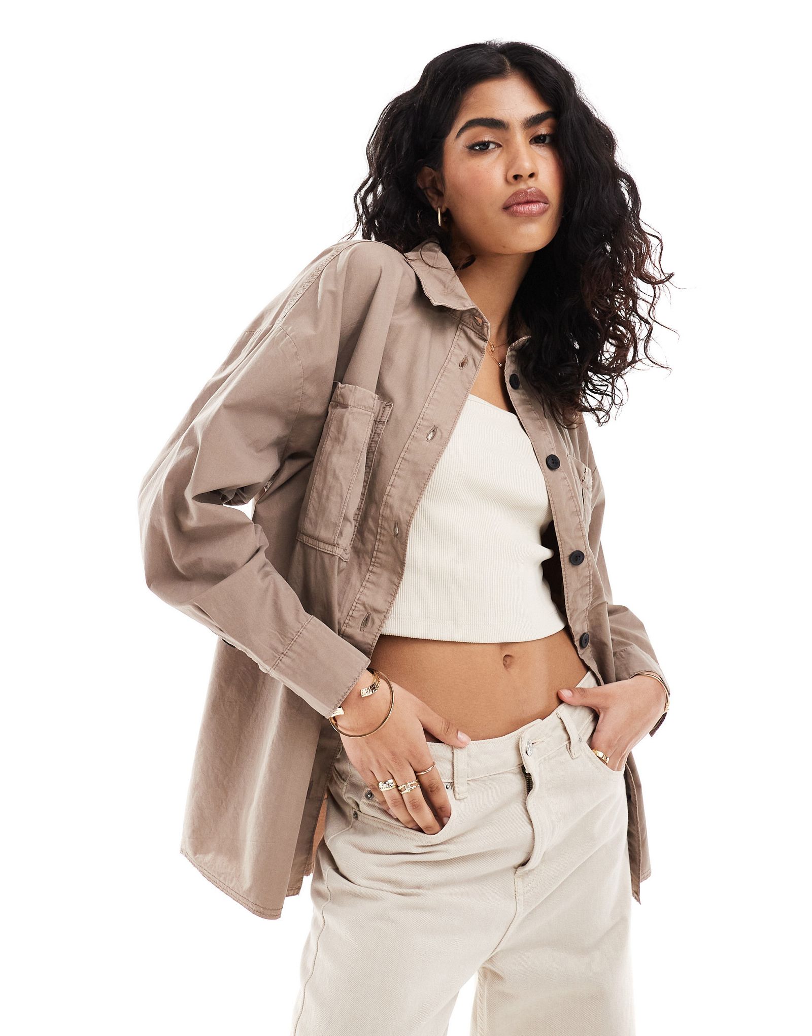 Практичная рубашка ASOS DESIGN из промытого песка 3590₽