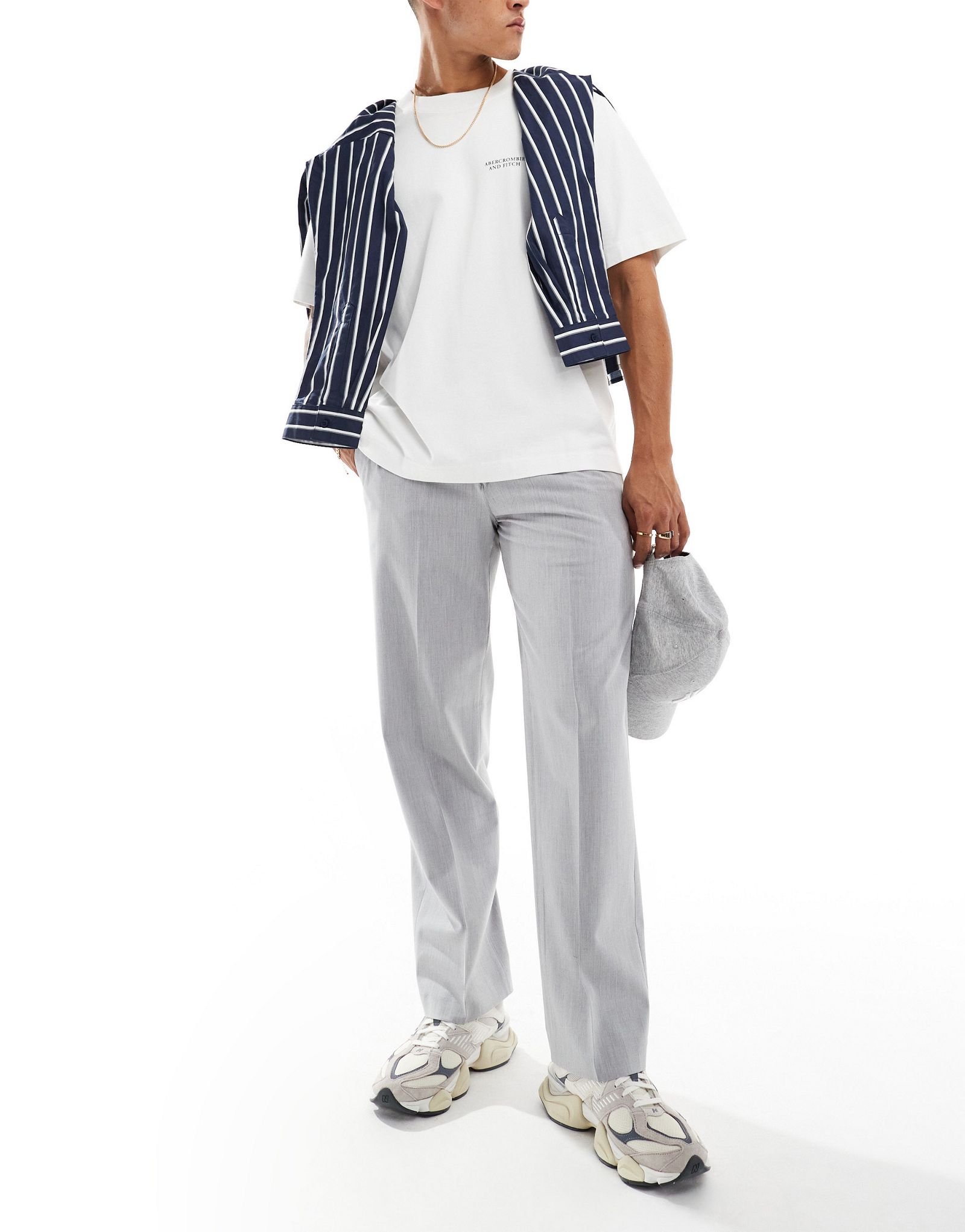 Плиссированные брюки свободного кроя Selected Homme серого меланжевого цвета 4790₽