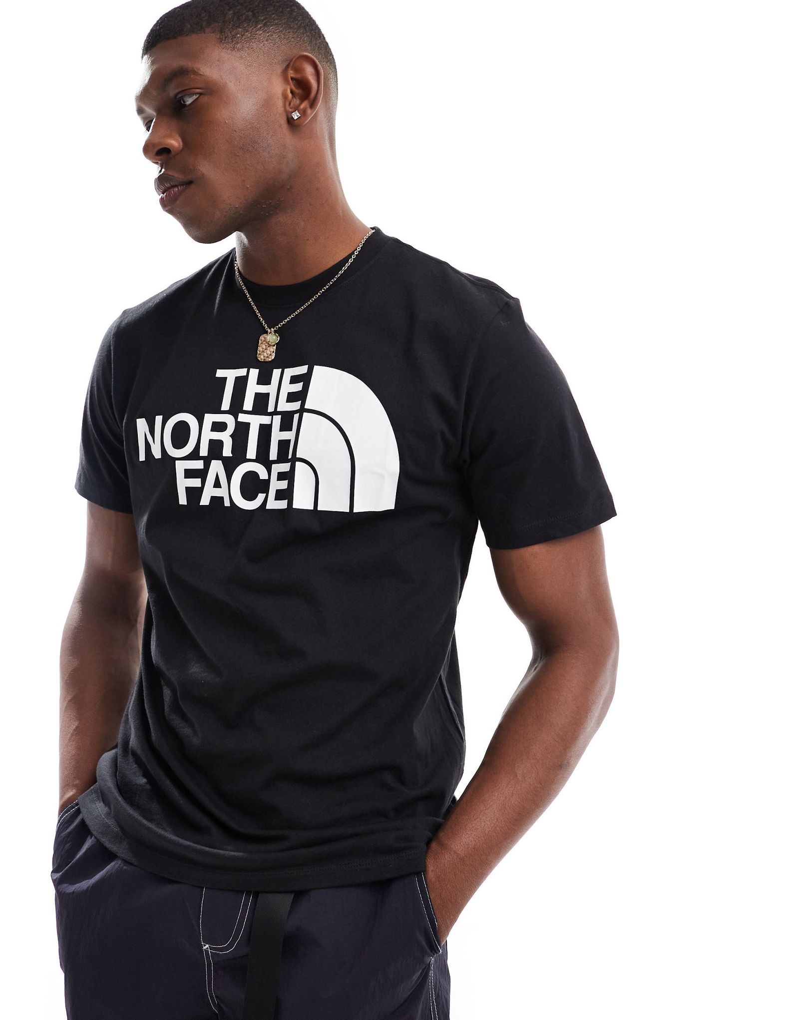 Футболка The North Face Half Dome черного цвета 4190₽