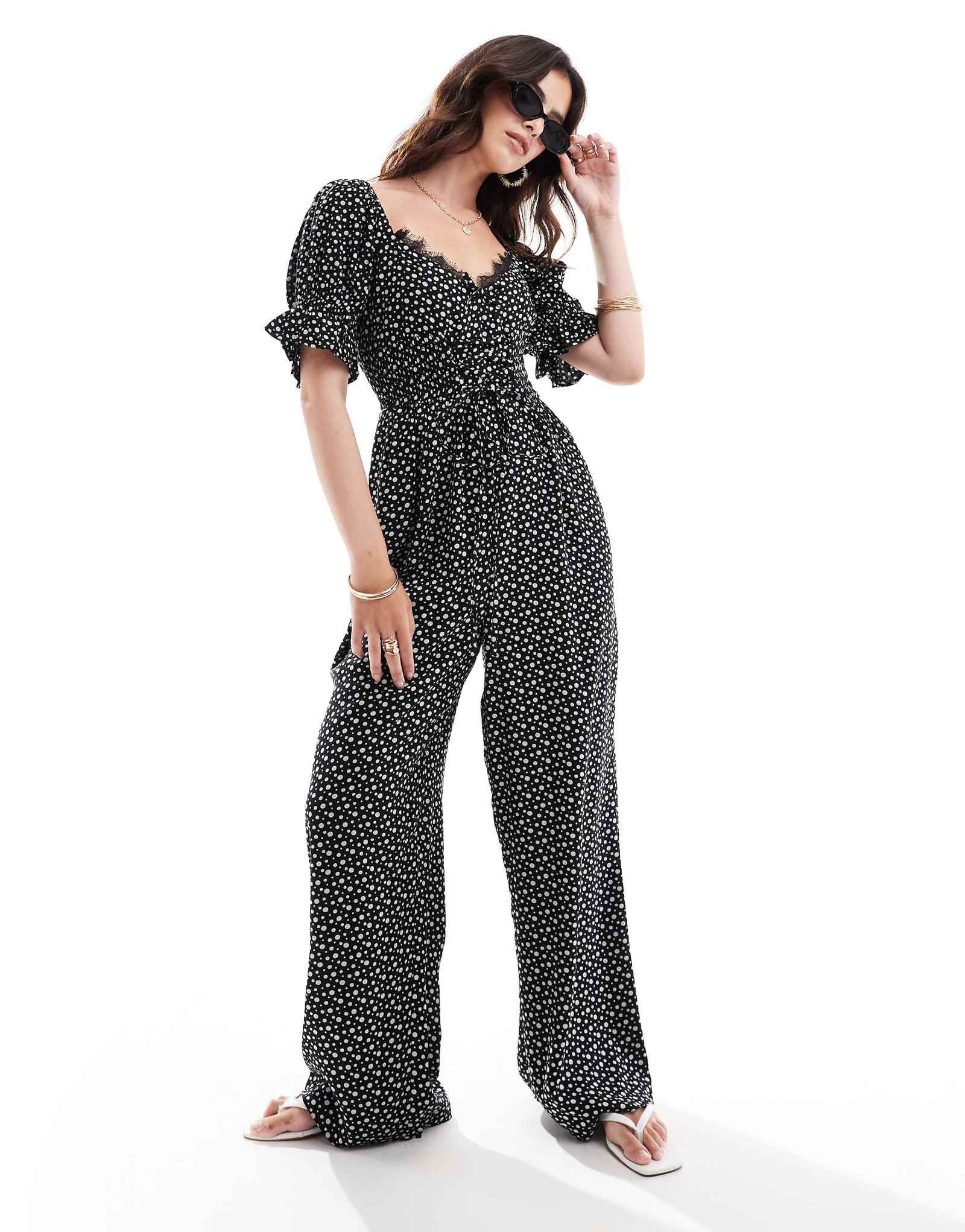 ДИЗАЙНЕРСКИЙ комбинезон ASOS с корсетными деталями и монотонным точечным принтом 3490₽