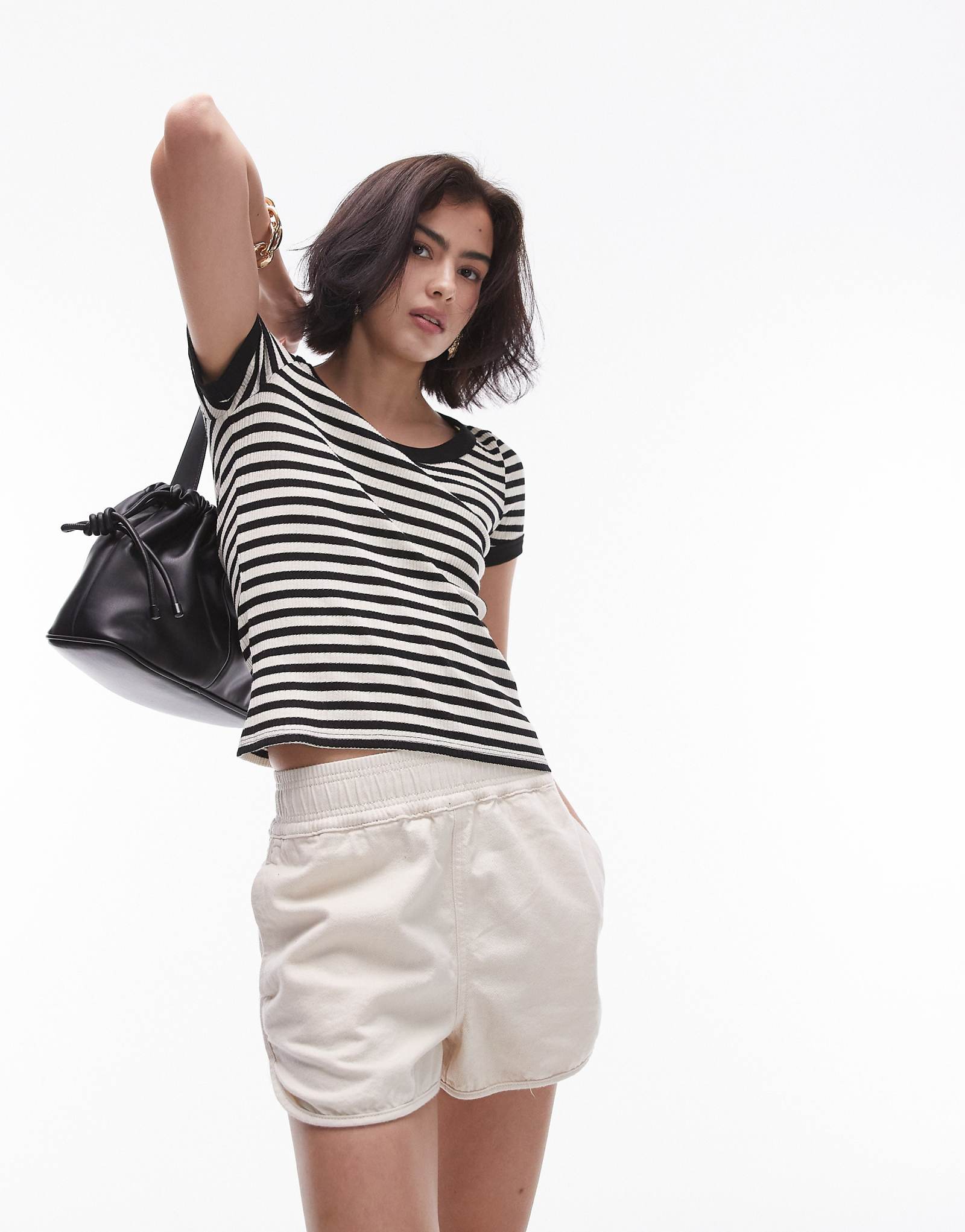 Однотонная футболка в полоску с круглым вырезом от Topshop 2090₽