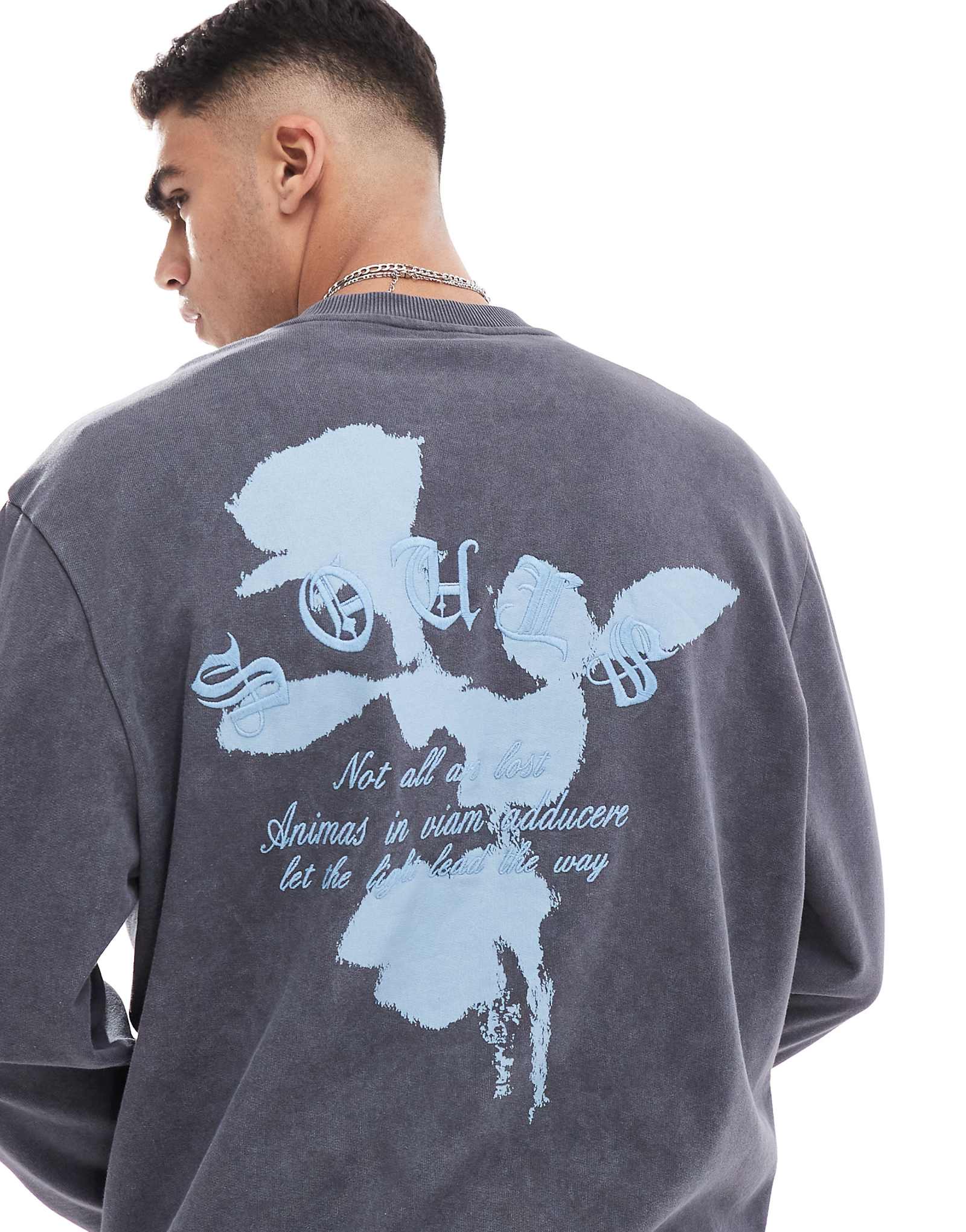 ДИЗАЙНЕРСКАЯ толстовка оверсайз ASOS DESIGN с текстовым принтом стираного серого цвета 6490₽