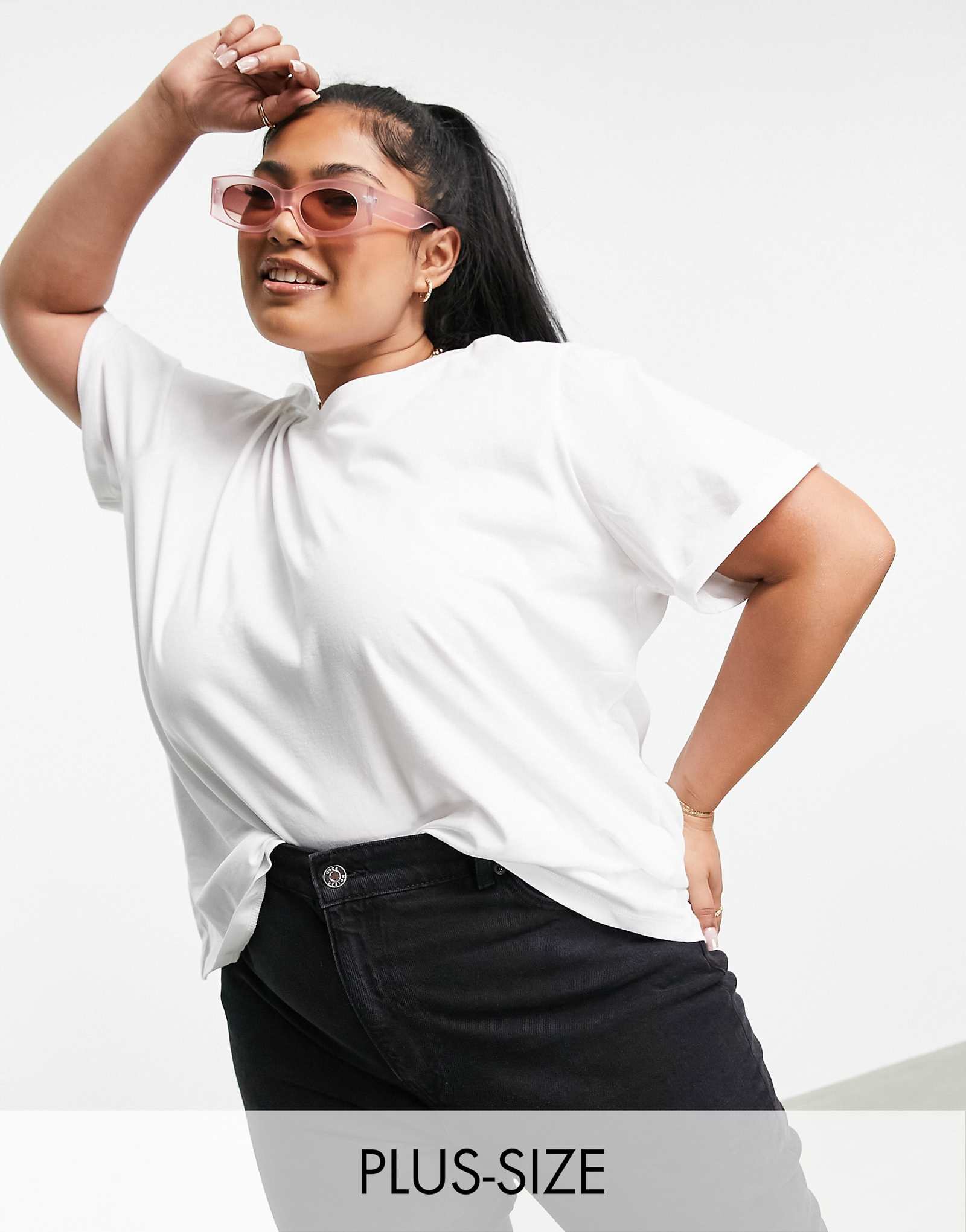 Хлопковая футболка с круглым вырезом Pieces Curve белого цвета - БЕЛЫЙ 2090₽