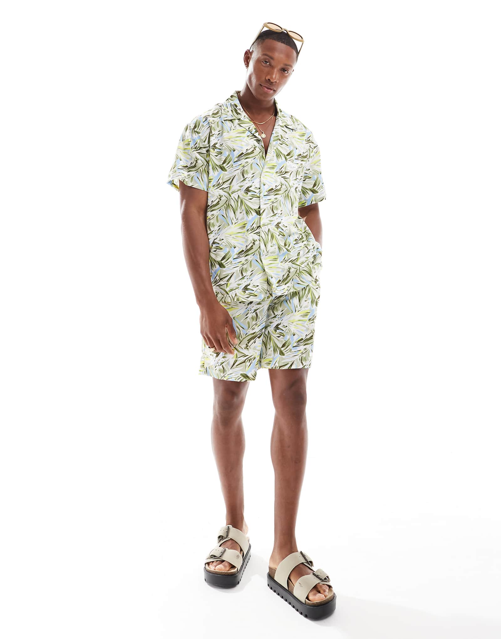 Летняя рубашка с коротким рукавом и принтом Шестое июня из нескольких комплектов 7590₽