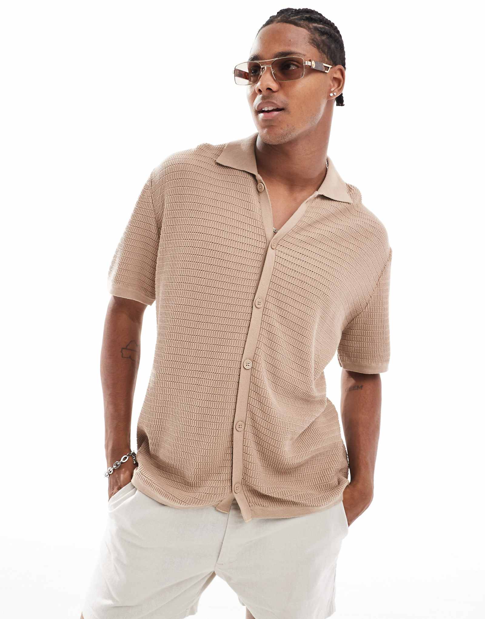 Трикотажная рубашка Bershka на пуговицах песочного цвета 6790₽