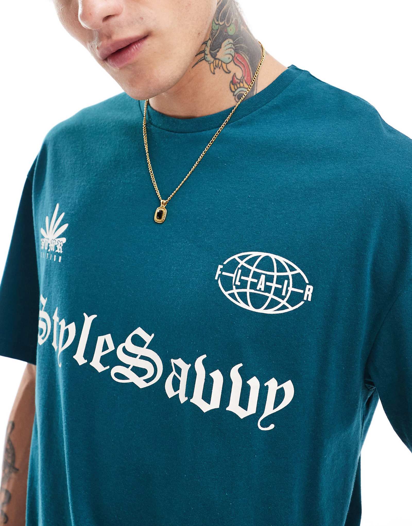 Футболка ADPT оверсайз зеленого цвета с принтом на груди в футбольном стиле 1990₽