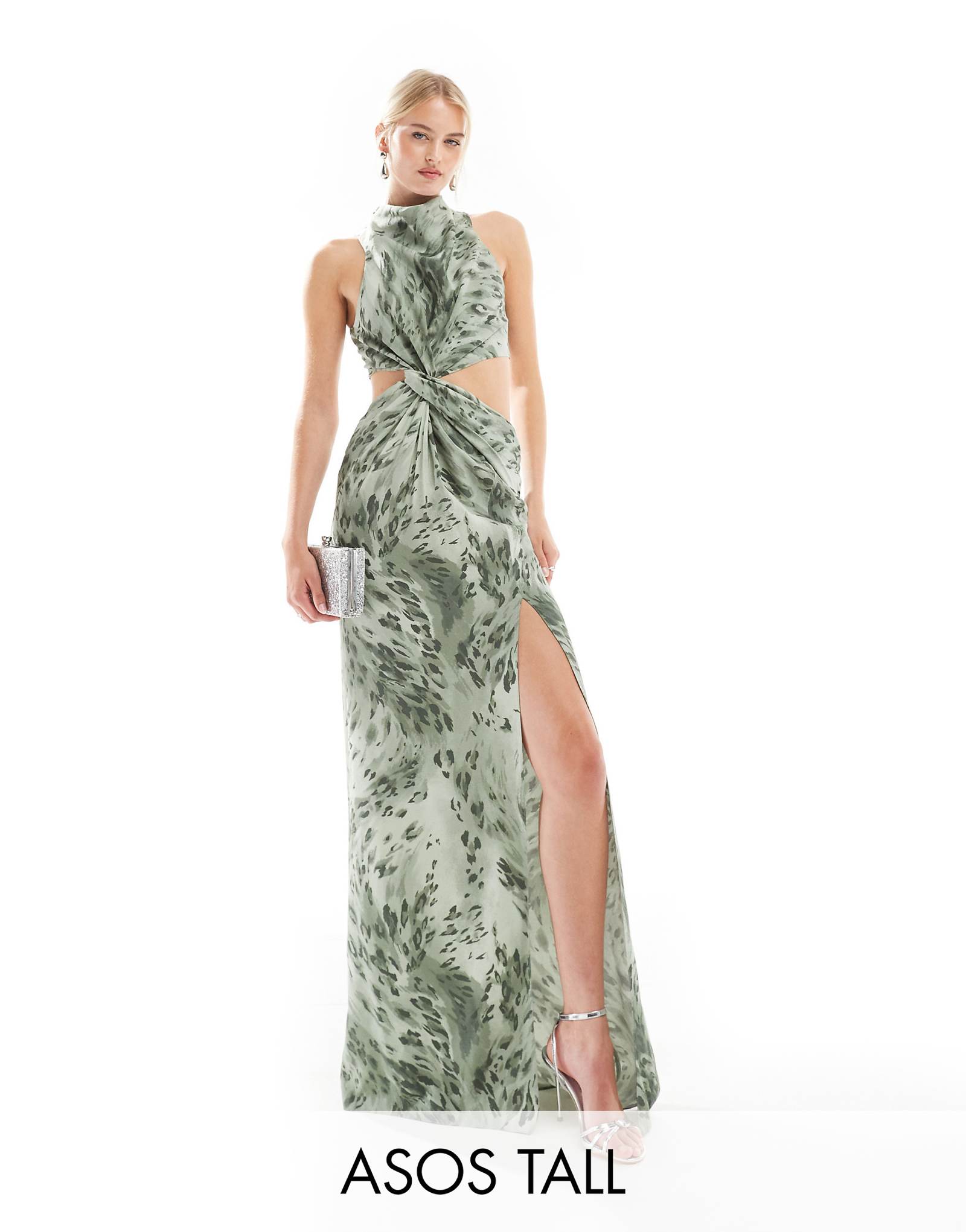 Макси-платье ASOS DESIGN с высоким вырезом лодочкой и завышенной талией в абстрактном леопардовом стиле