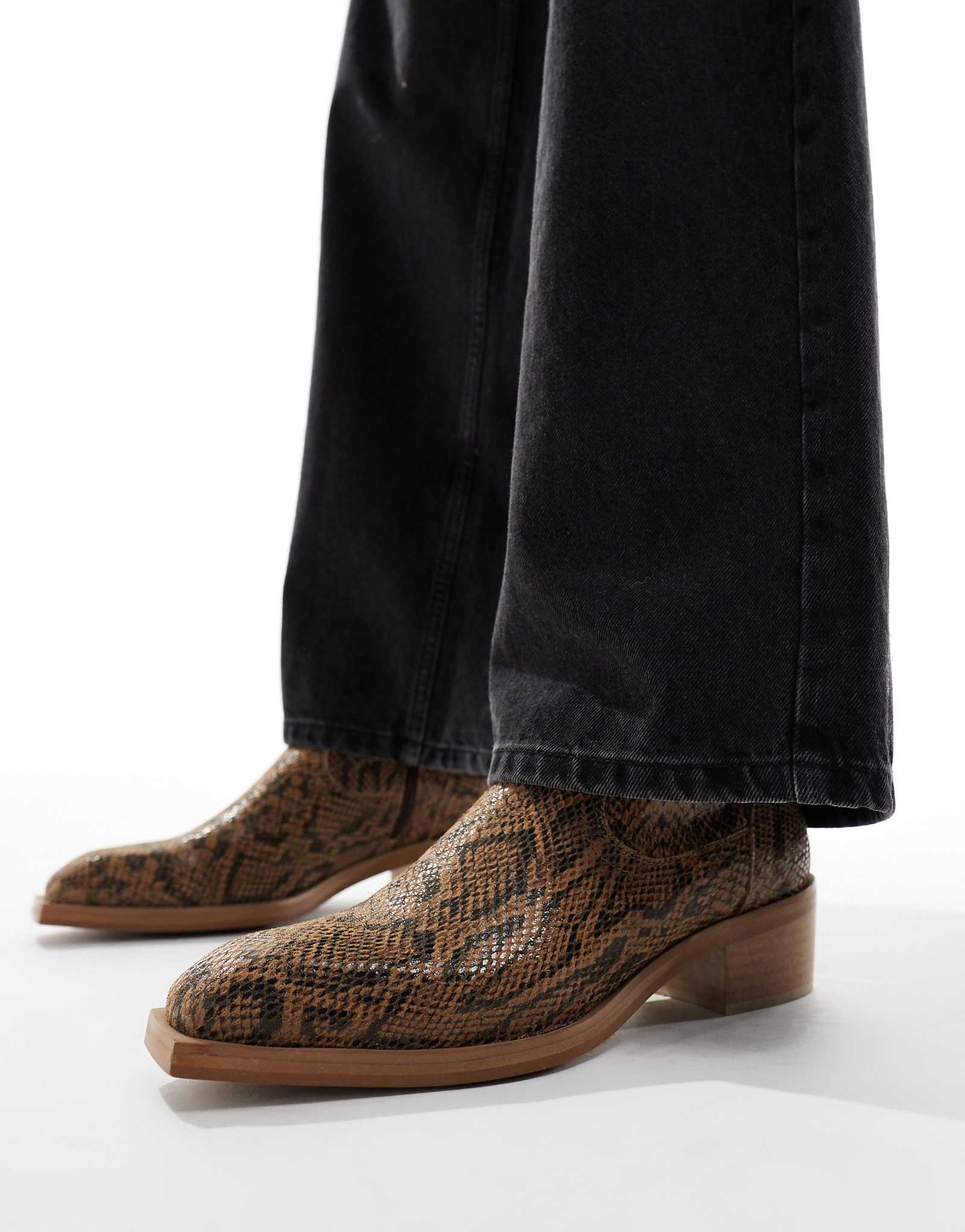 ДИЗАЙНЕРСКИЕ ботинки челси ASOS со змеиным принтом 17890₽