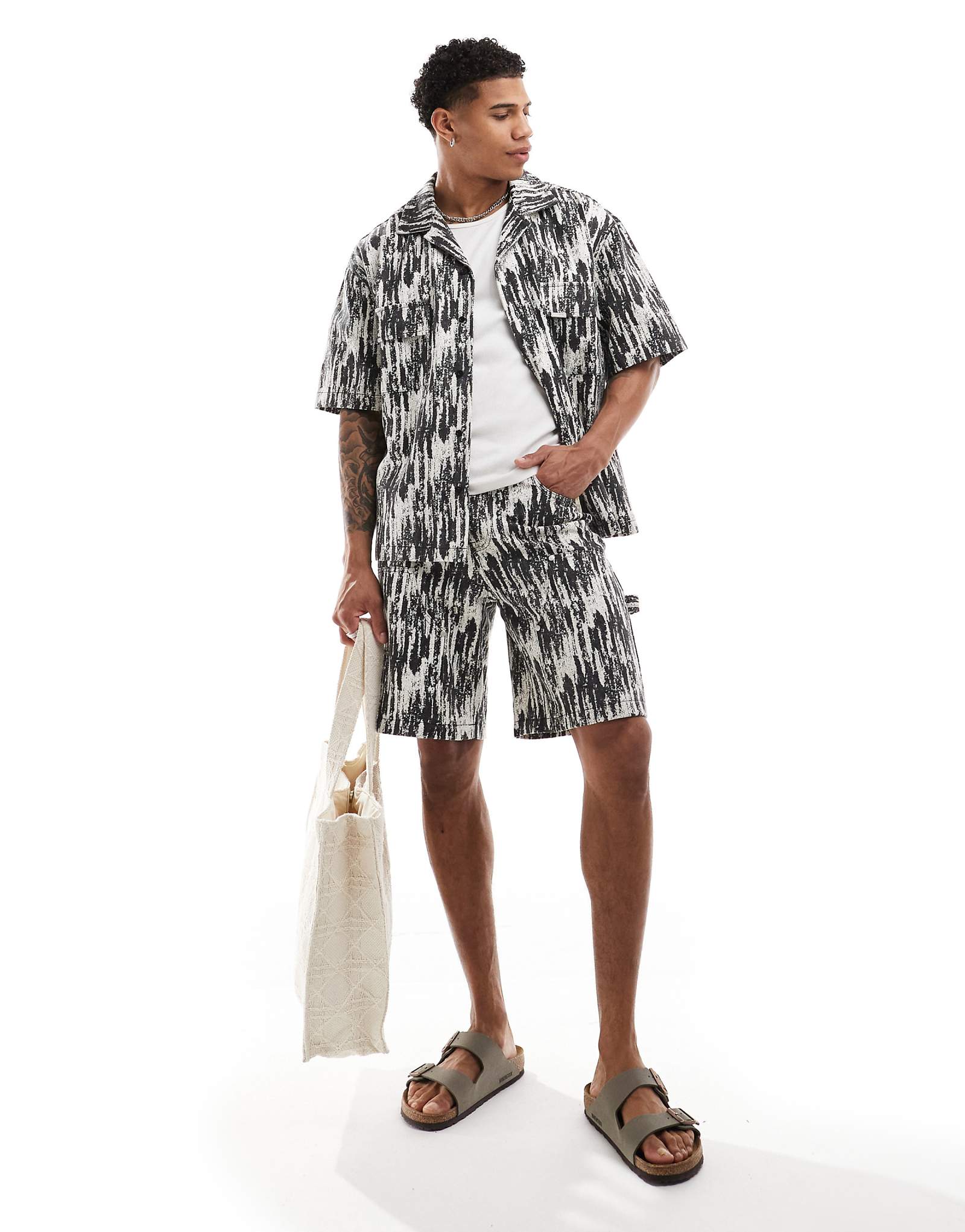 Шорты с абстрактным принтом Шестое июнь состоящие из нескольких частей 7690₽